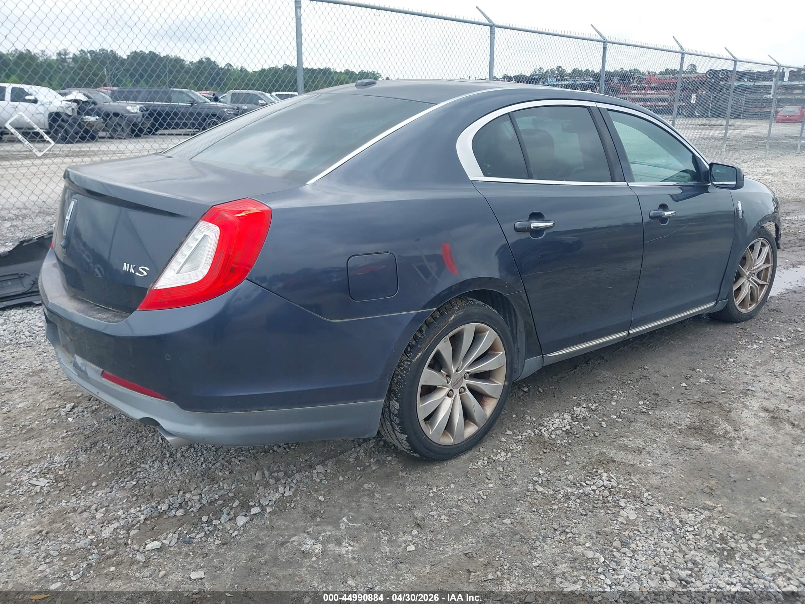 LINCOLN MKS image 4