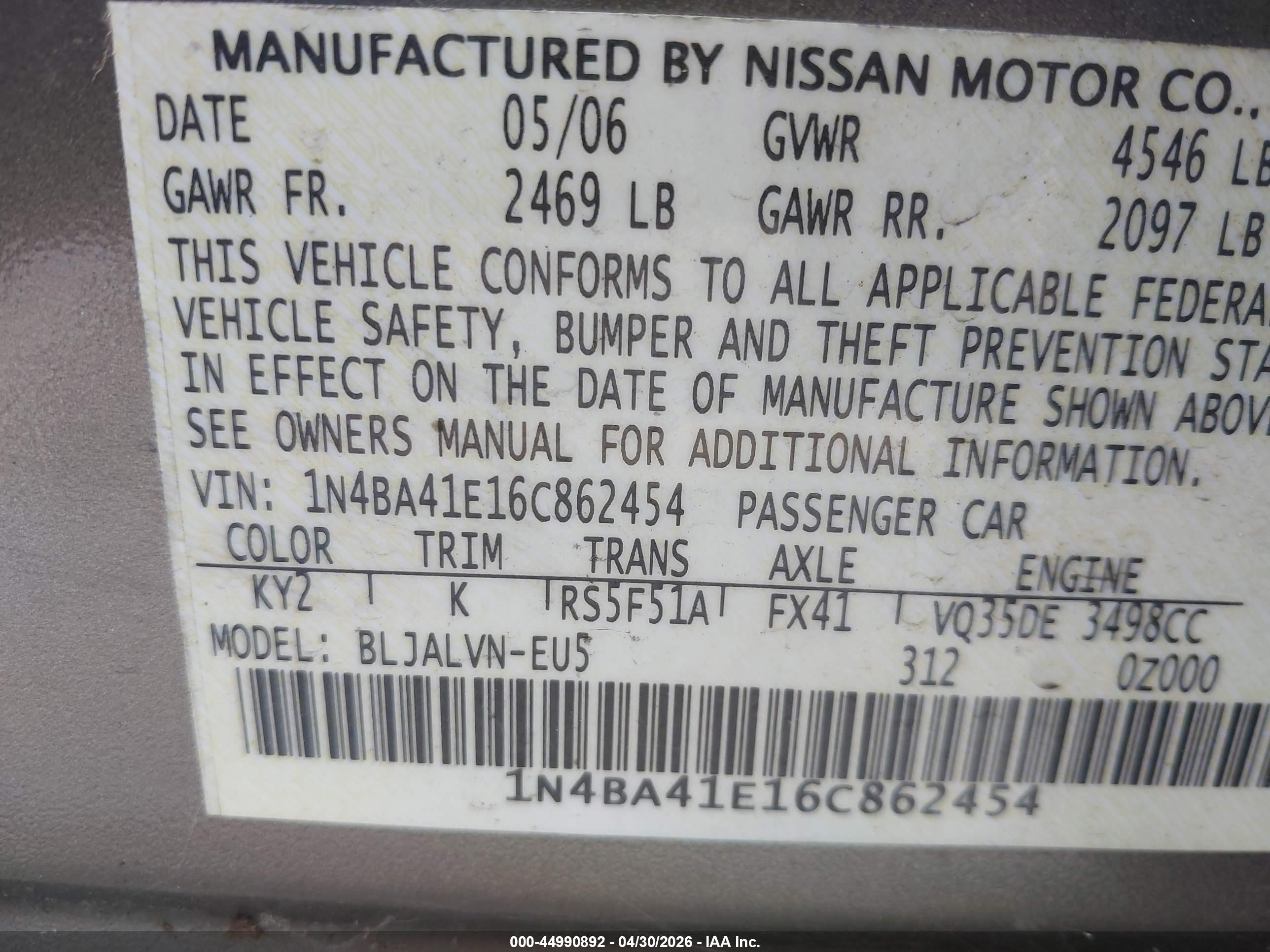 NISSAN MAXIMA image 9