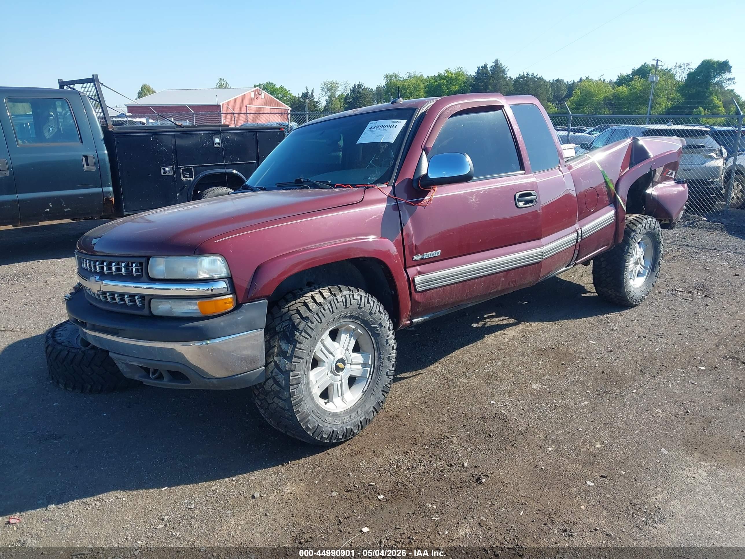 CHEVROLET SILVERADO image 2