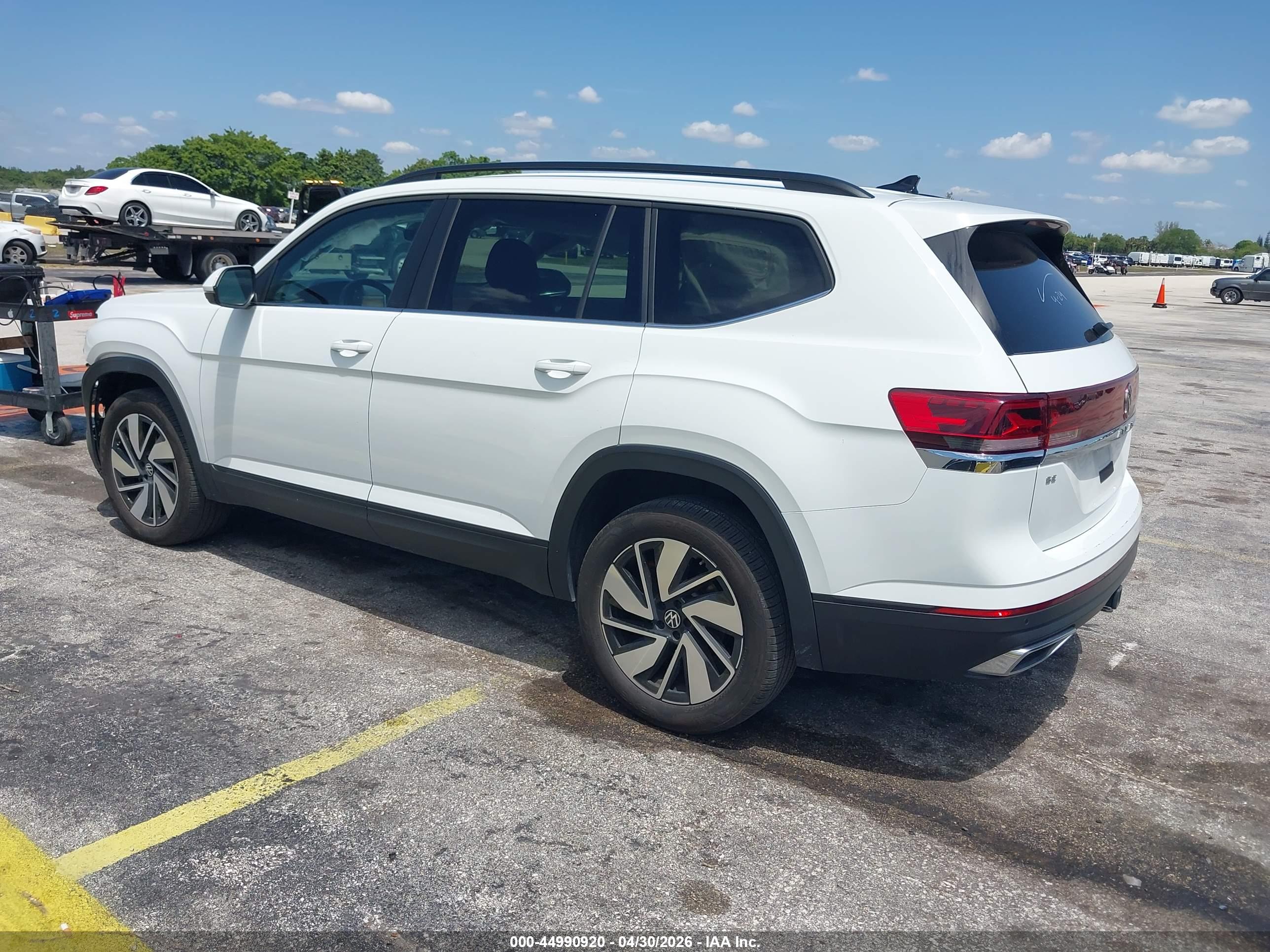 VOLKSWAGEN ATLAS image 3