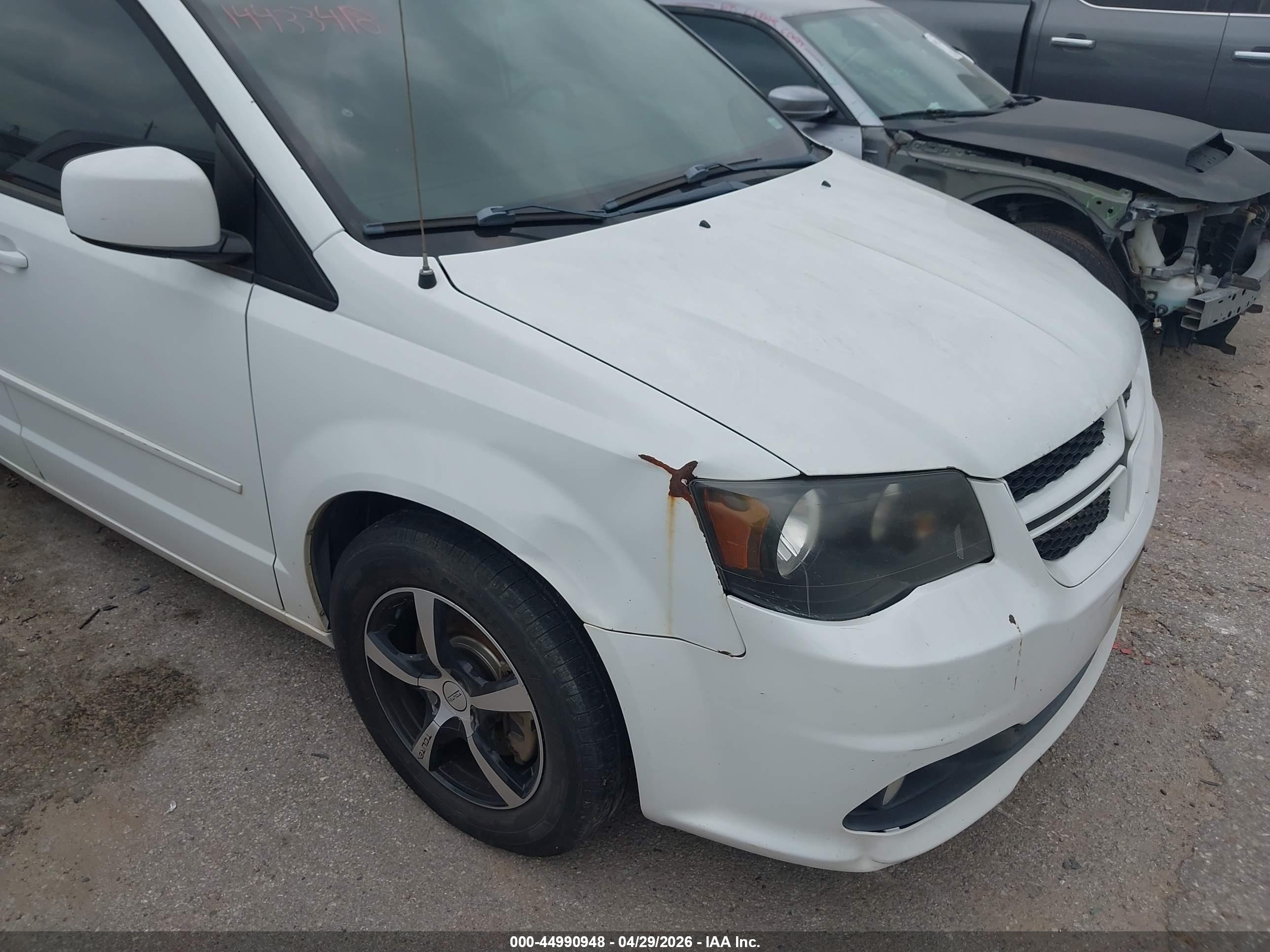 DODGE GRAND image 6