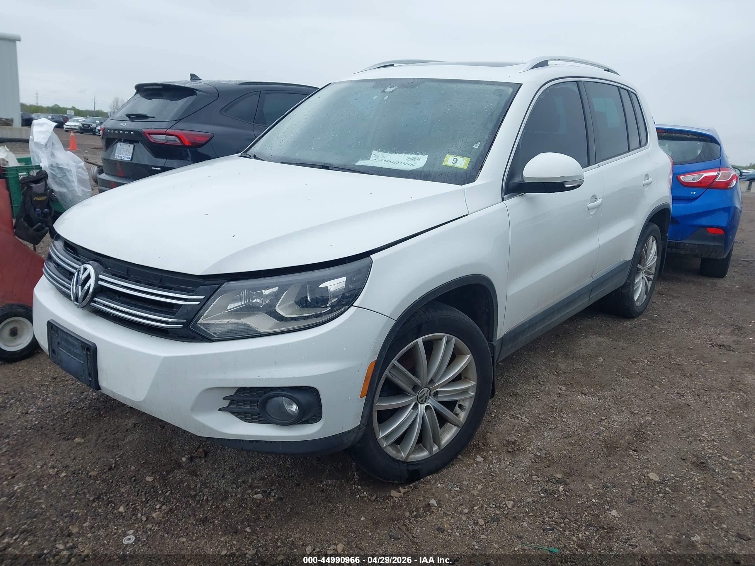 VOLKSWAGEN TIGUAN image 2