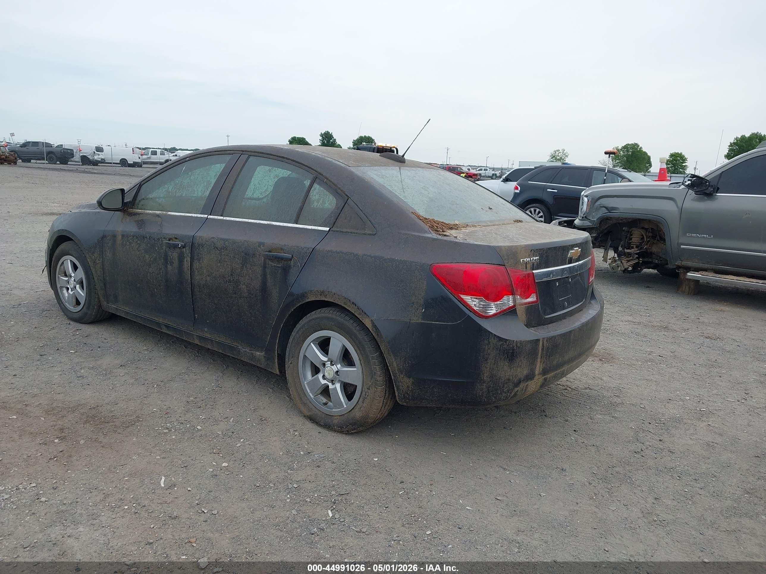 CHEVROLET CRUZE image 3