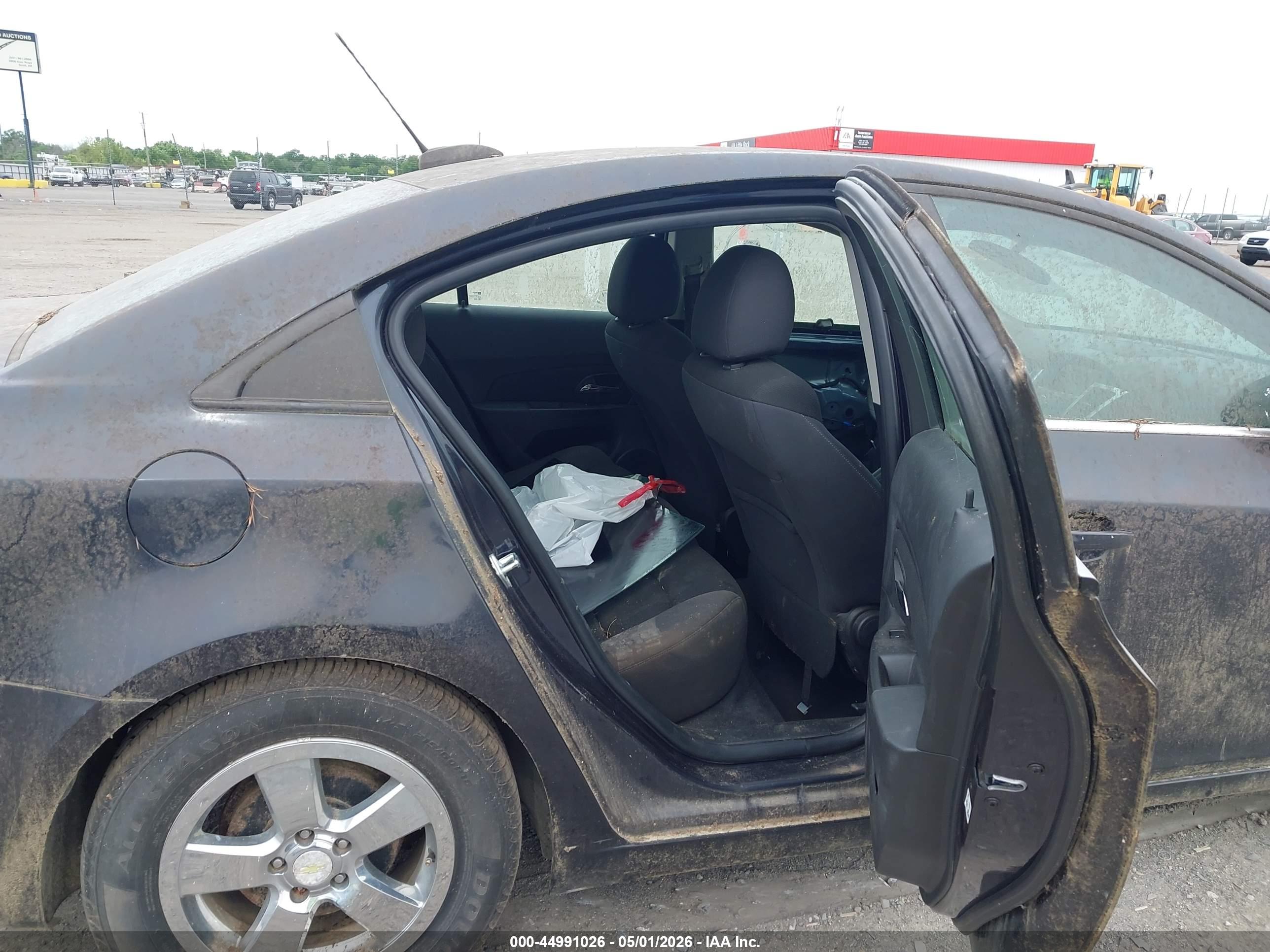 CHEVROLET CRUZE image 8