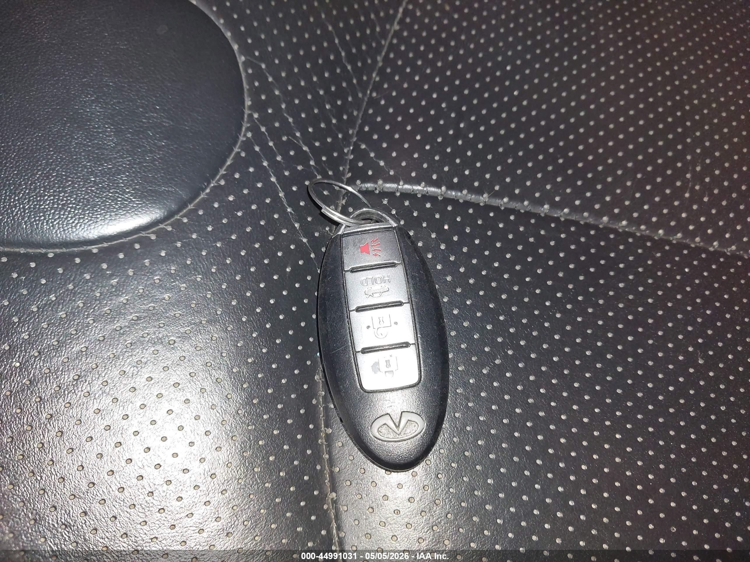 INFINITI G37X image 11