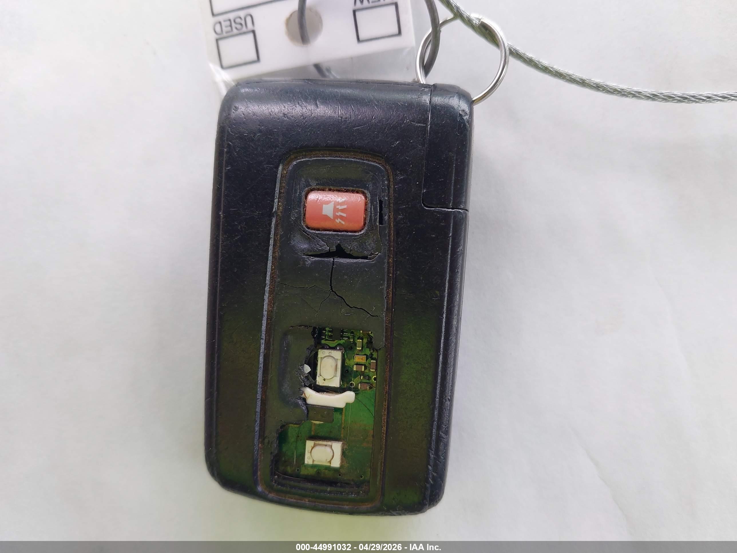 TOYOTA PRIUS image 11