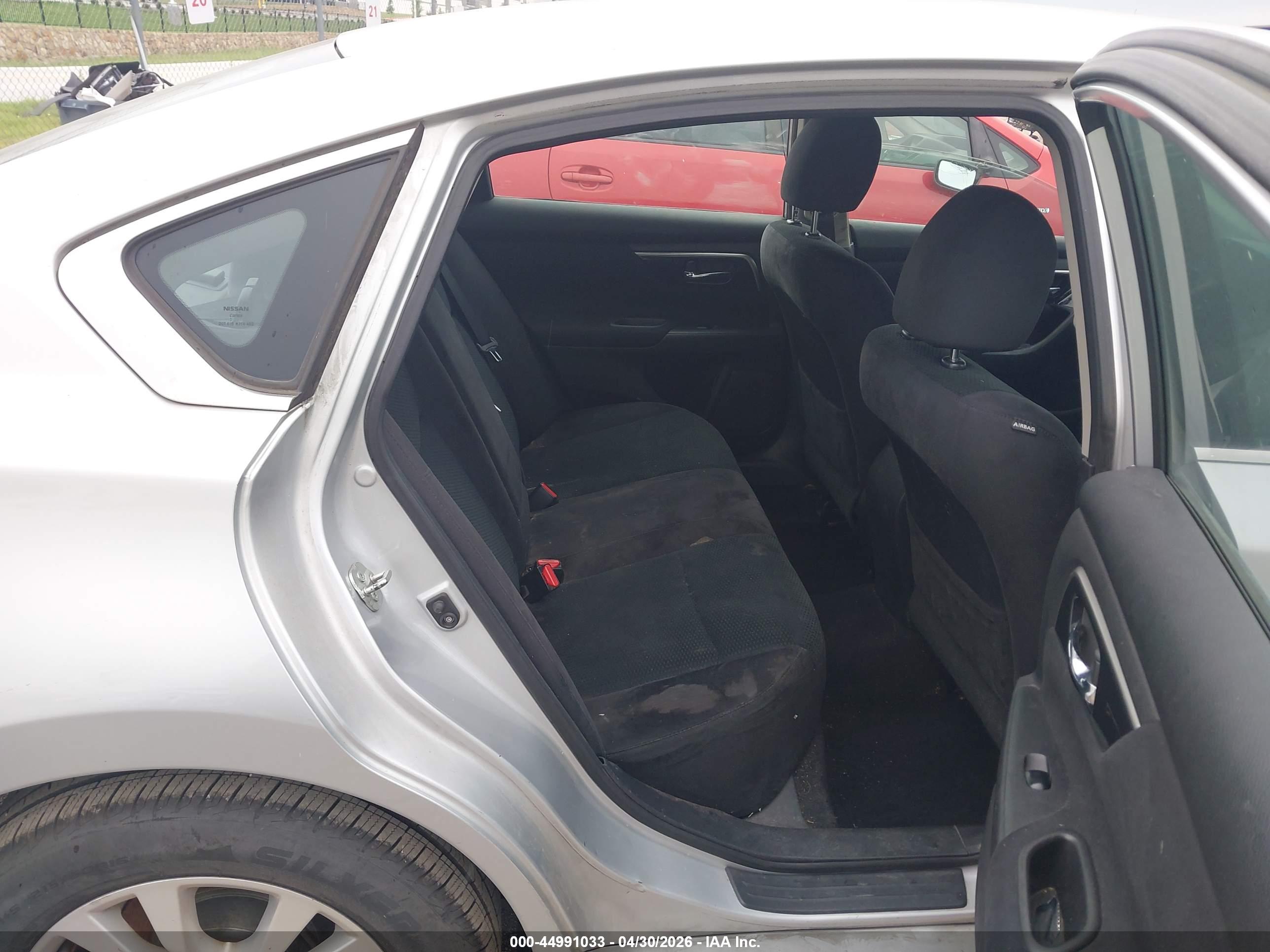 NISSAN ALTIMA image 8