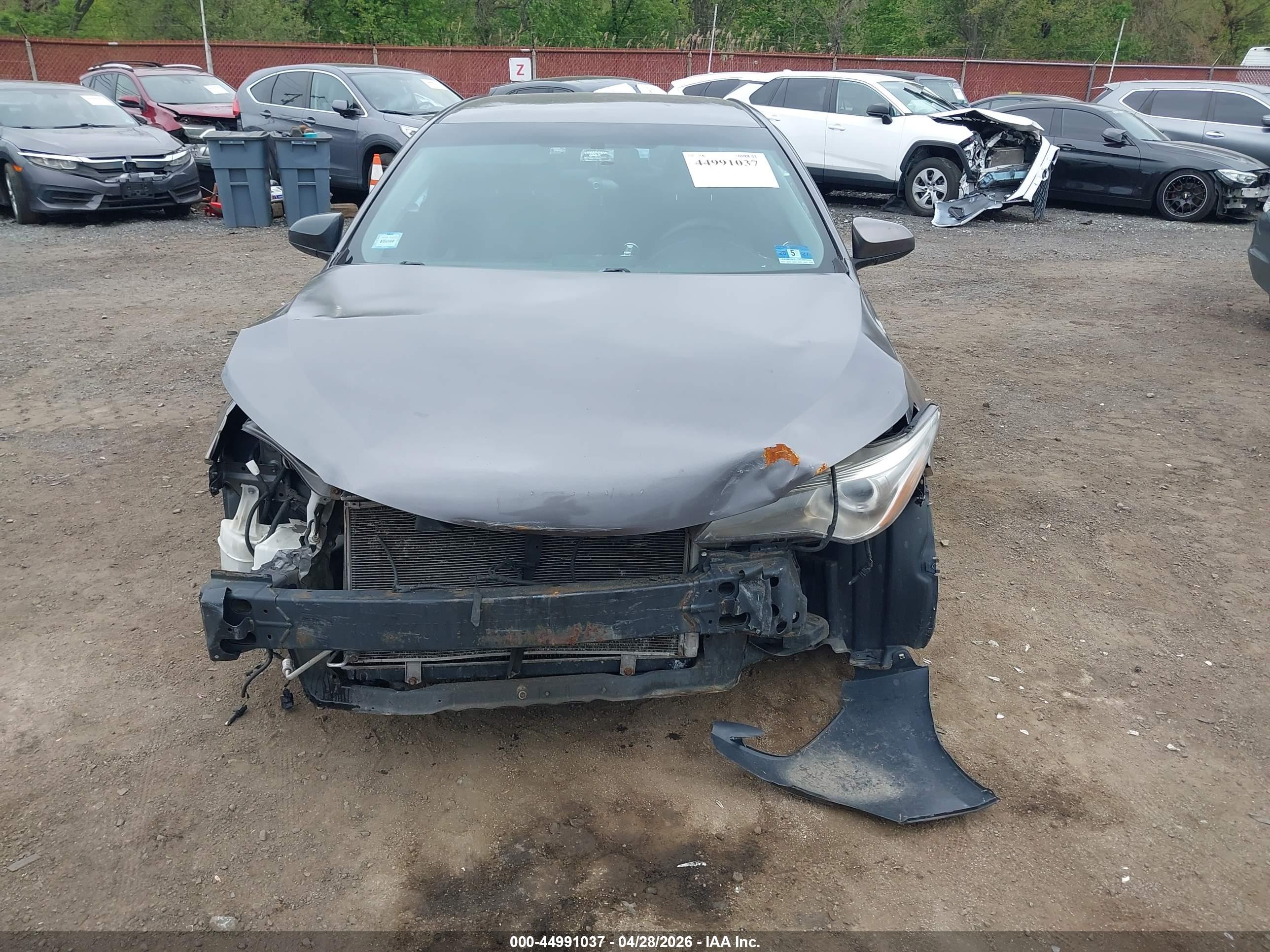 TOYOTA CAMRY image 6