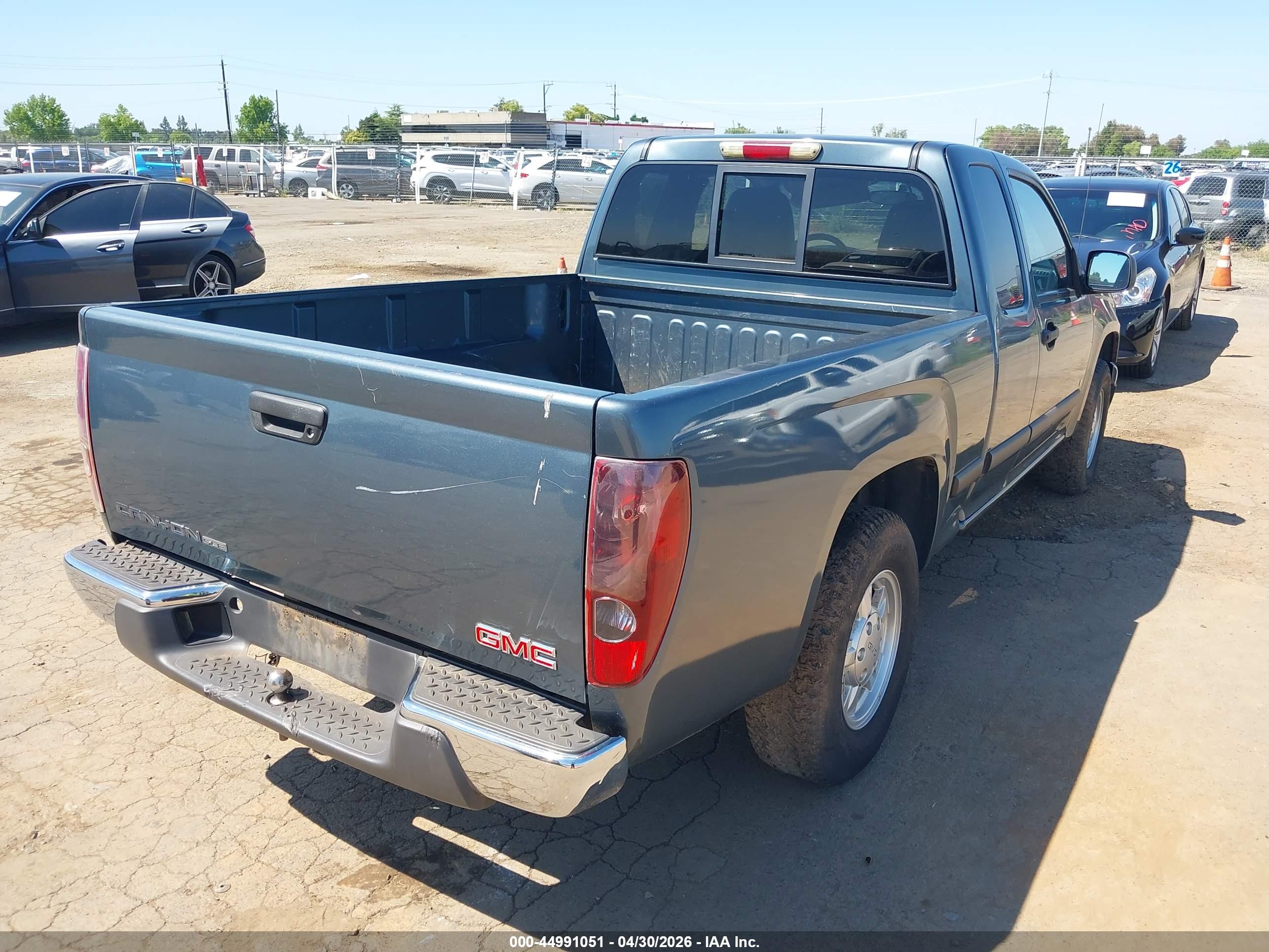 GMC CANYON image 4
