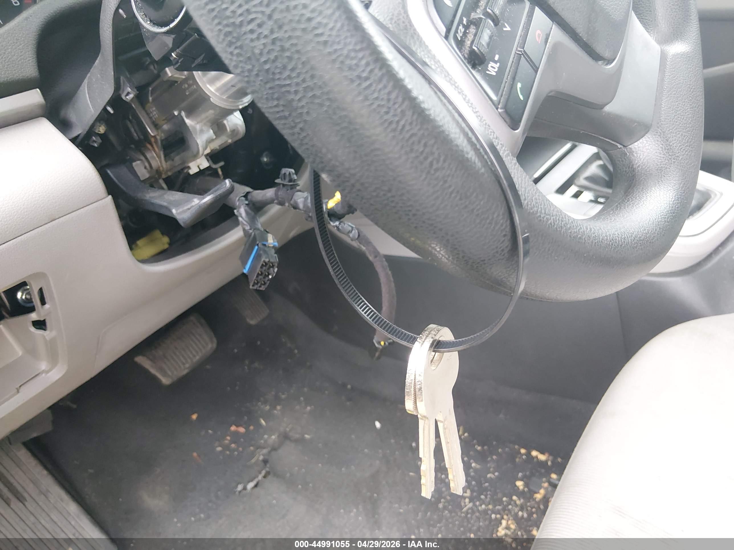 HYUNDAI ELANTRA image 11