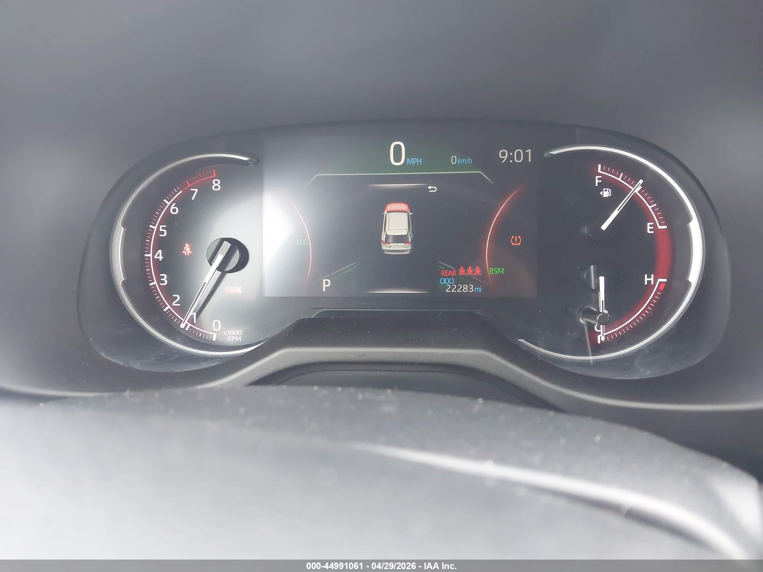 TOYOTA RAV4 image 7
