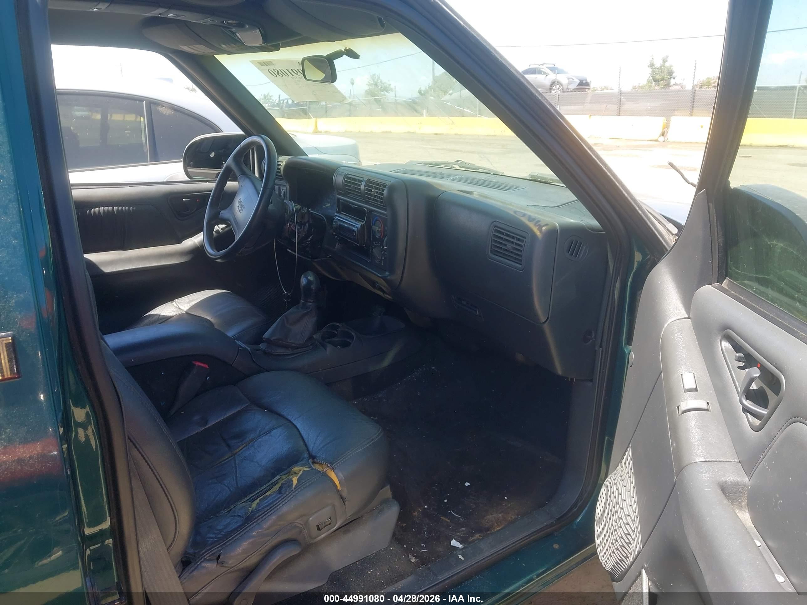 GMC JIMMY image 5