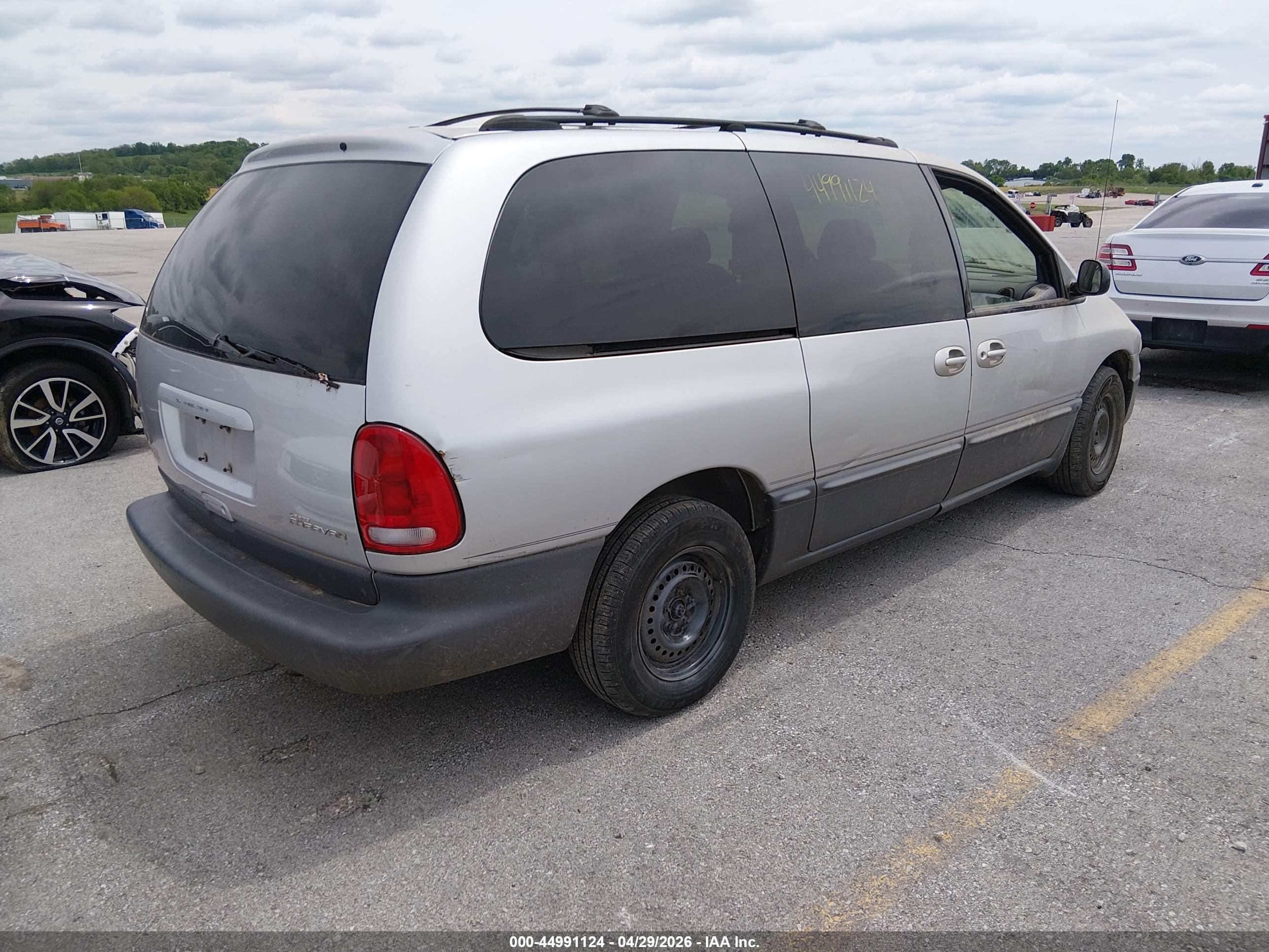 DODGE GRAND image 4