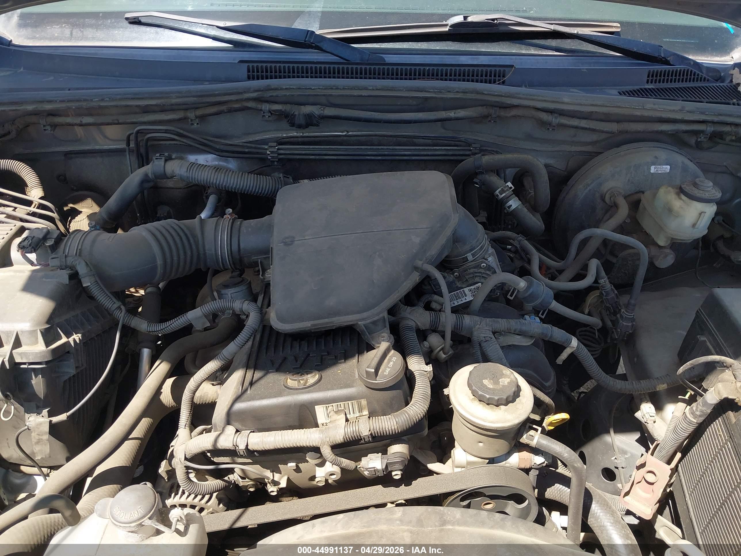 TOYOTA TACOMA image 10