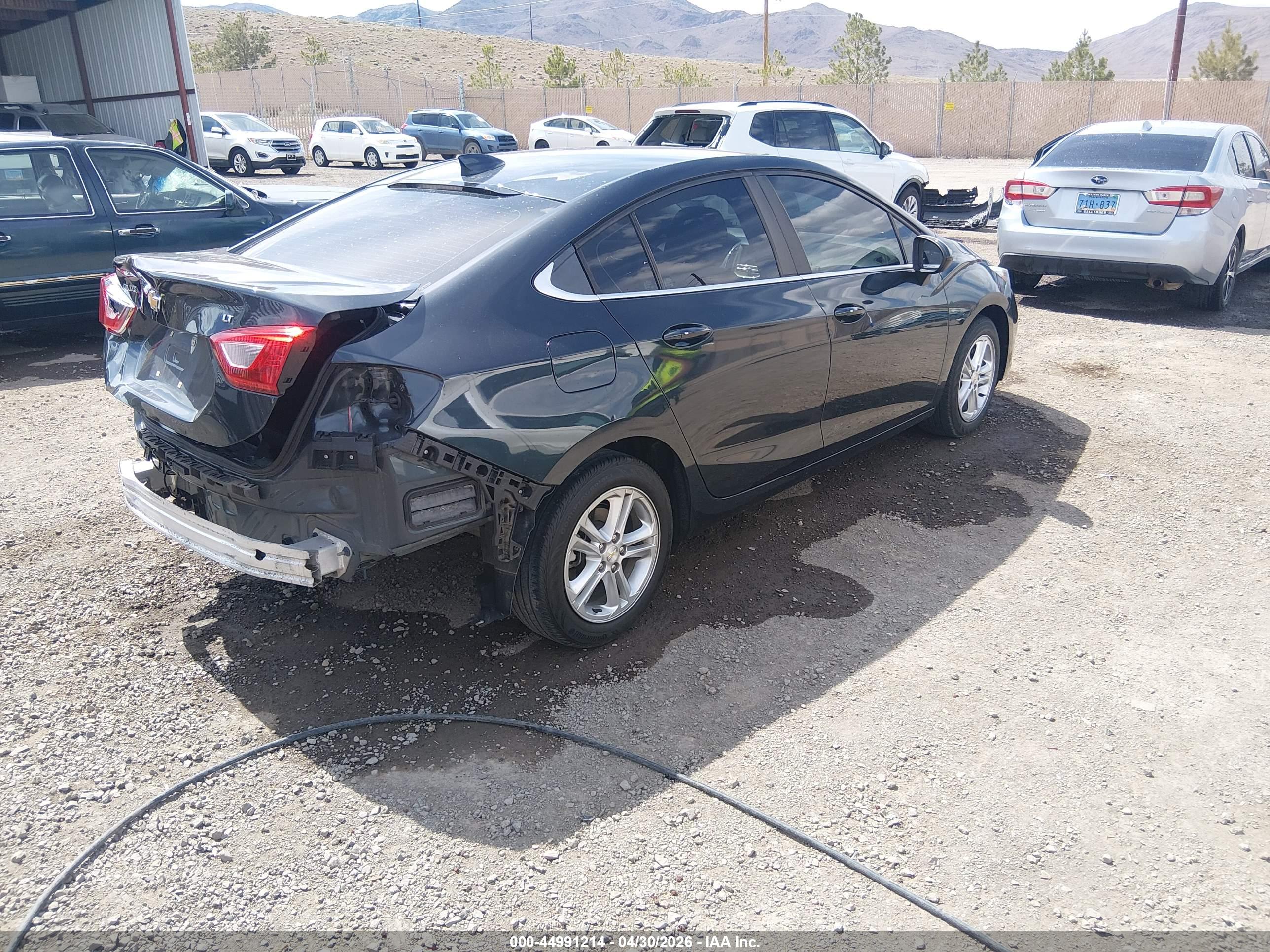 CHEVROLET CRUZE image 4