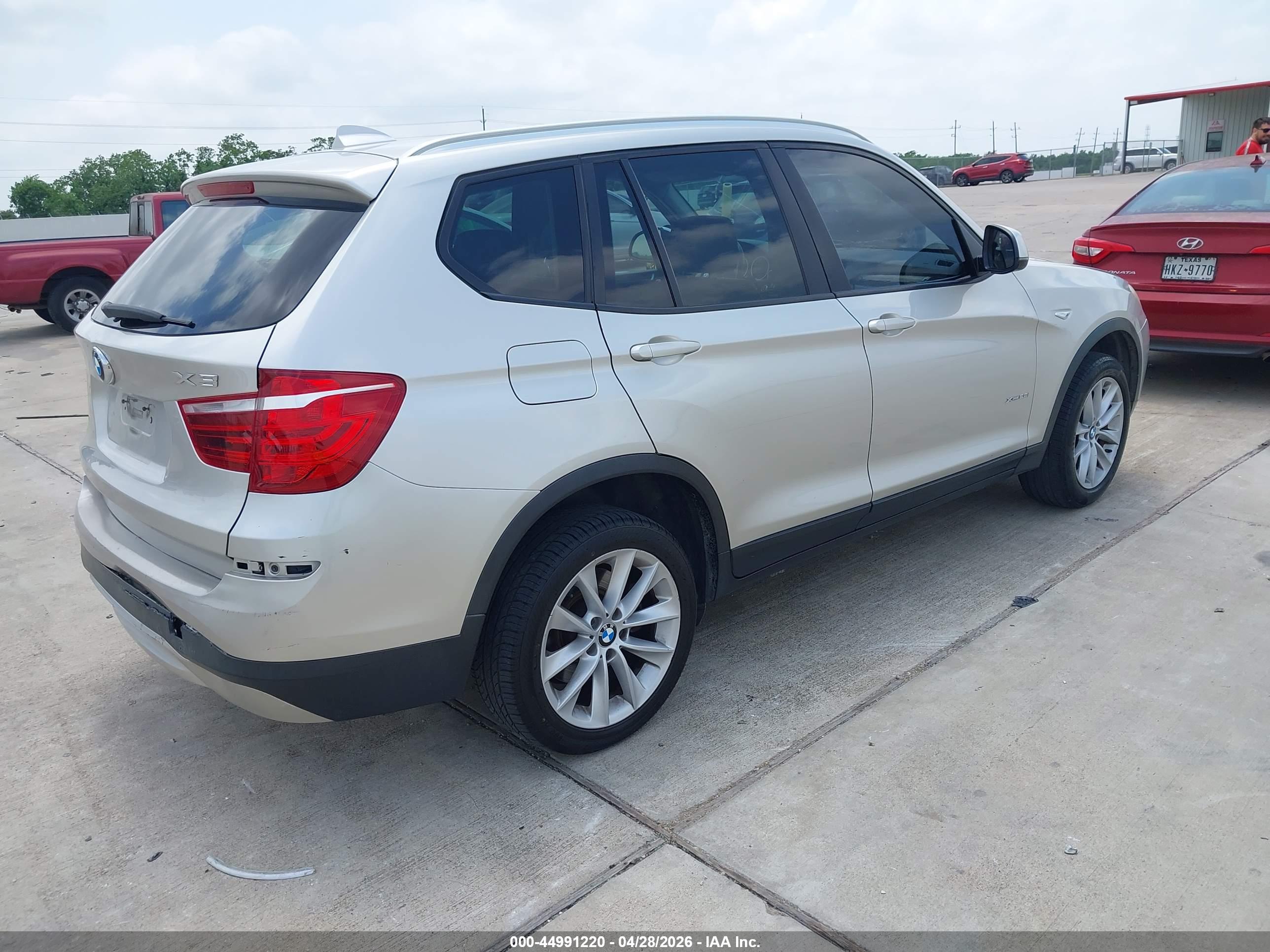 BMW X3 image 4