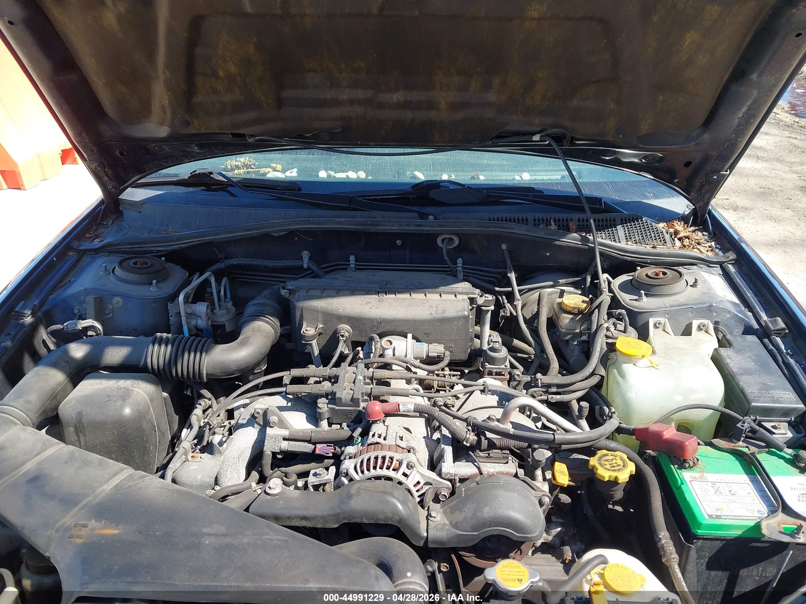 SUBARU OUTBACK image 10
