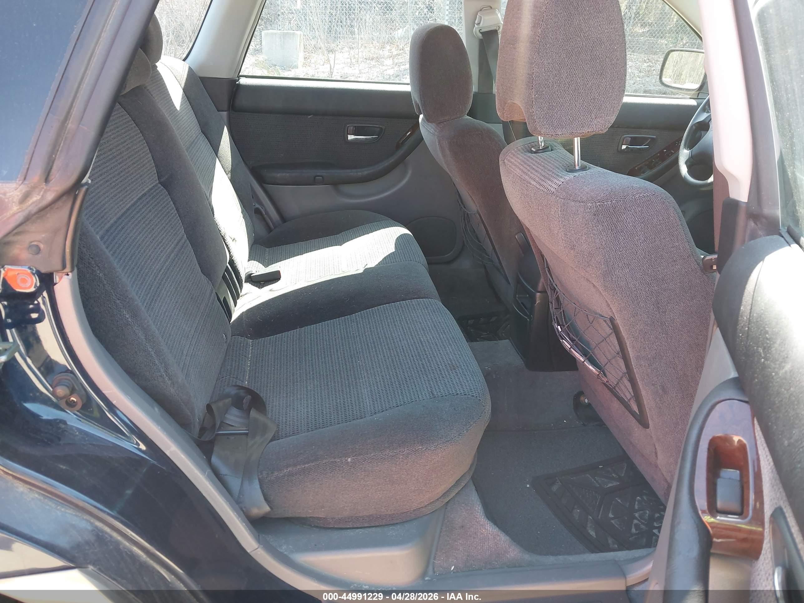 SUBARU OUTBACK image 8