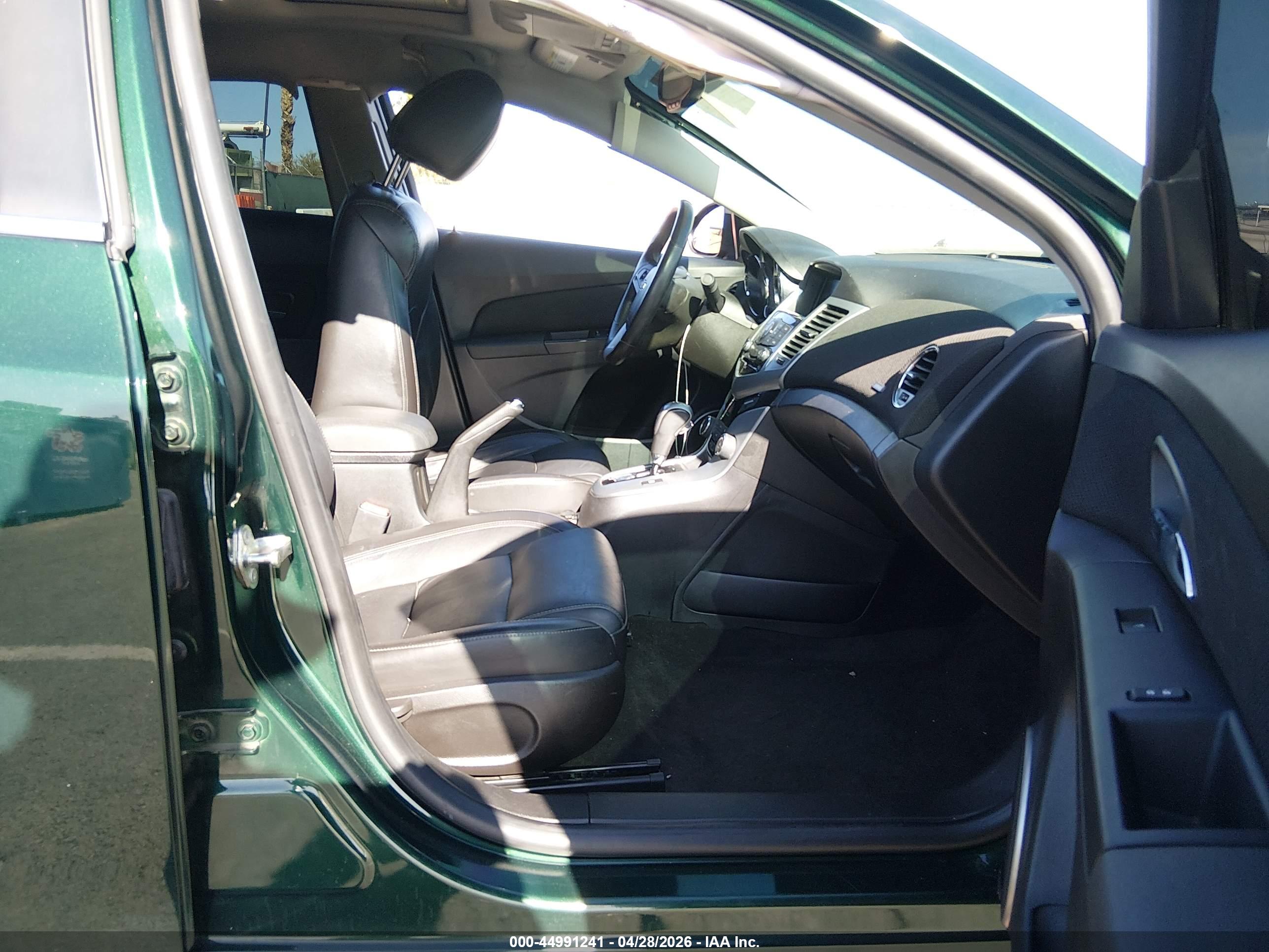 CHEVROLET CRUZE image 5