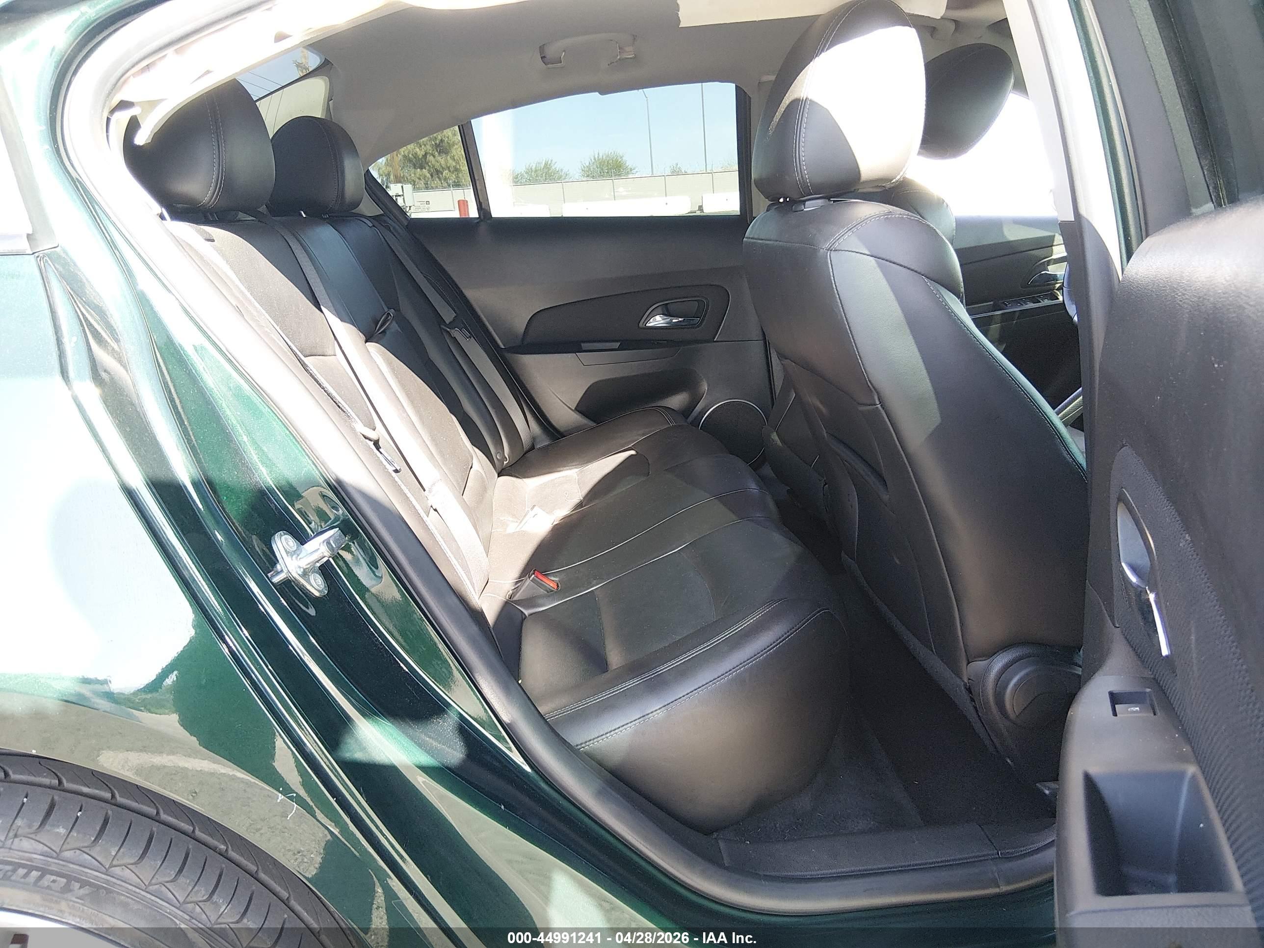 CHEVROLET CRUZE image 8