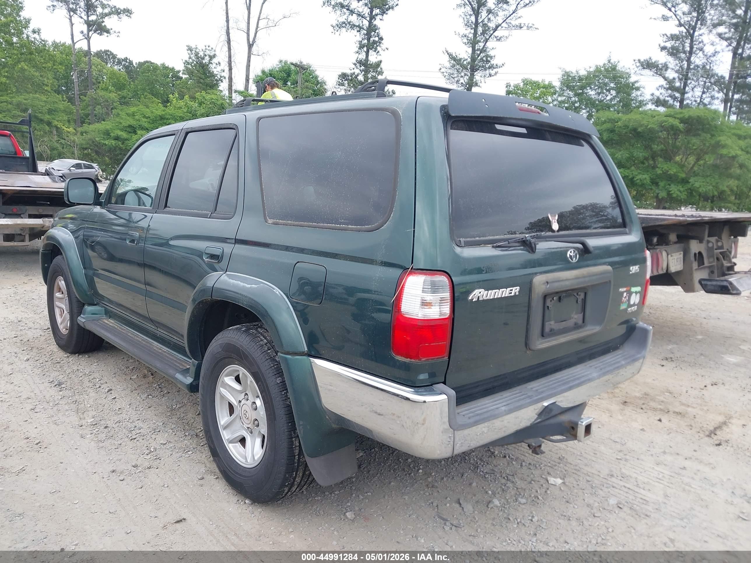 TOYOTA 4RUNNER image 3