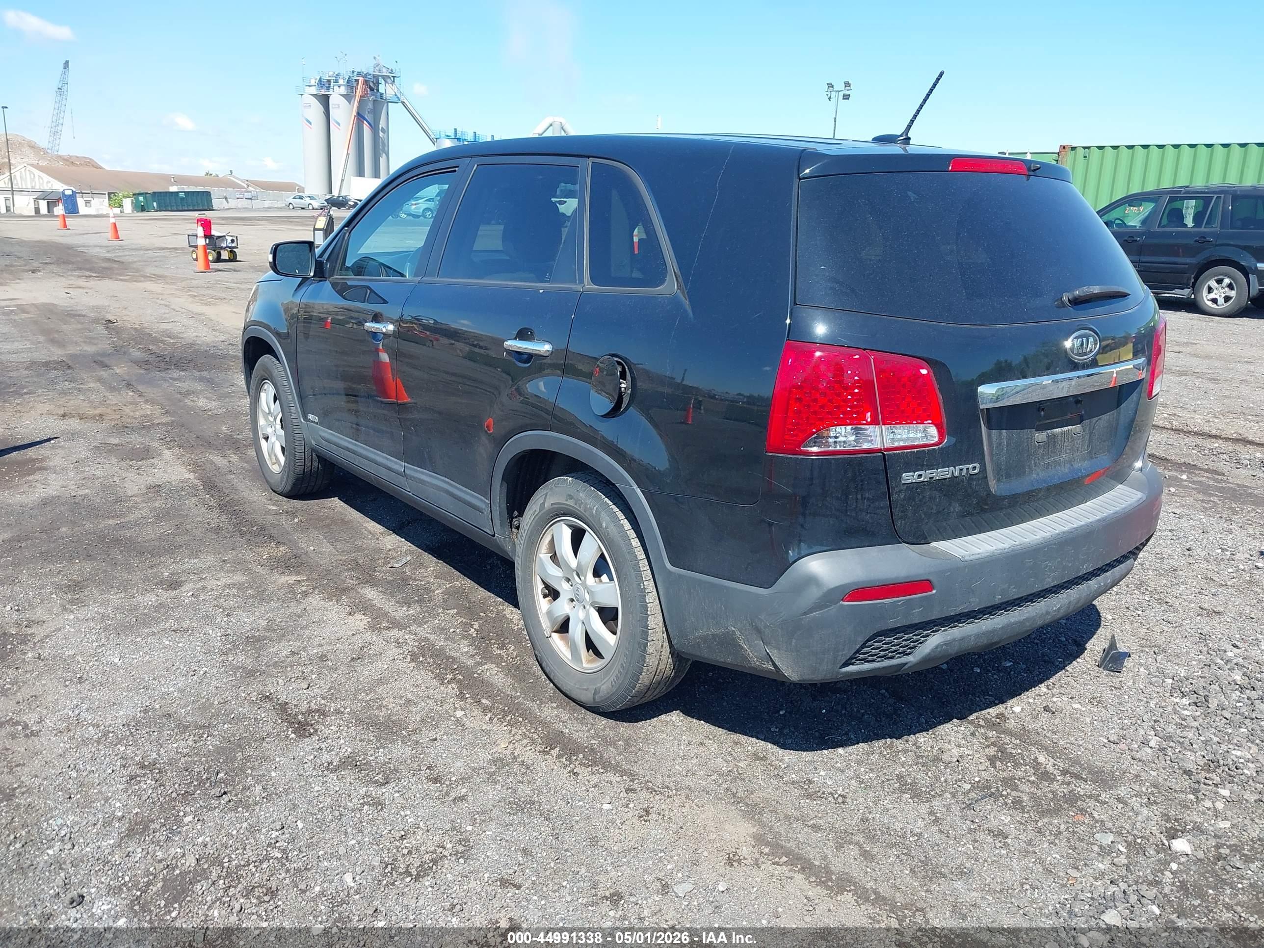 KIA SORENTO image 3