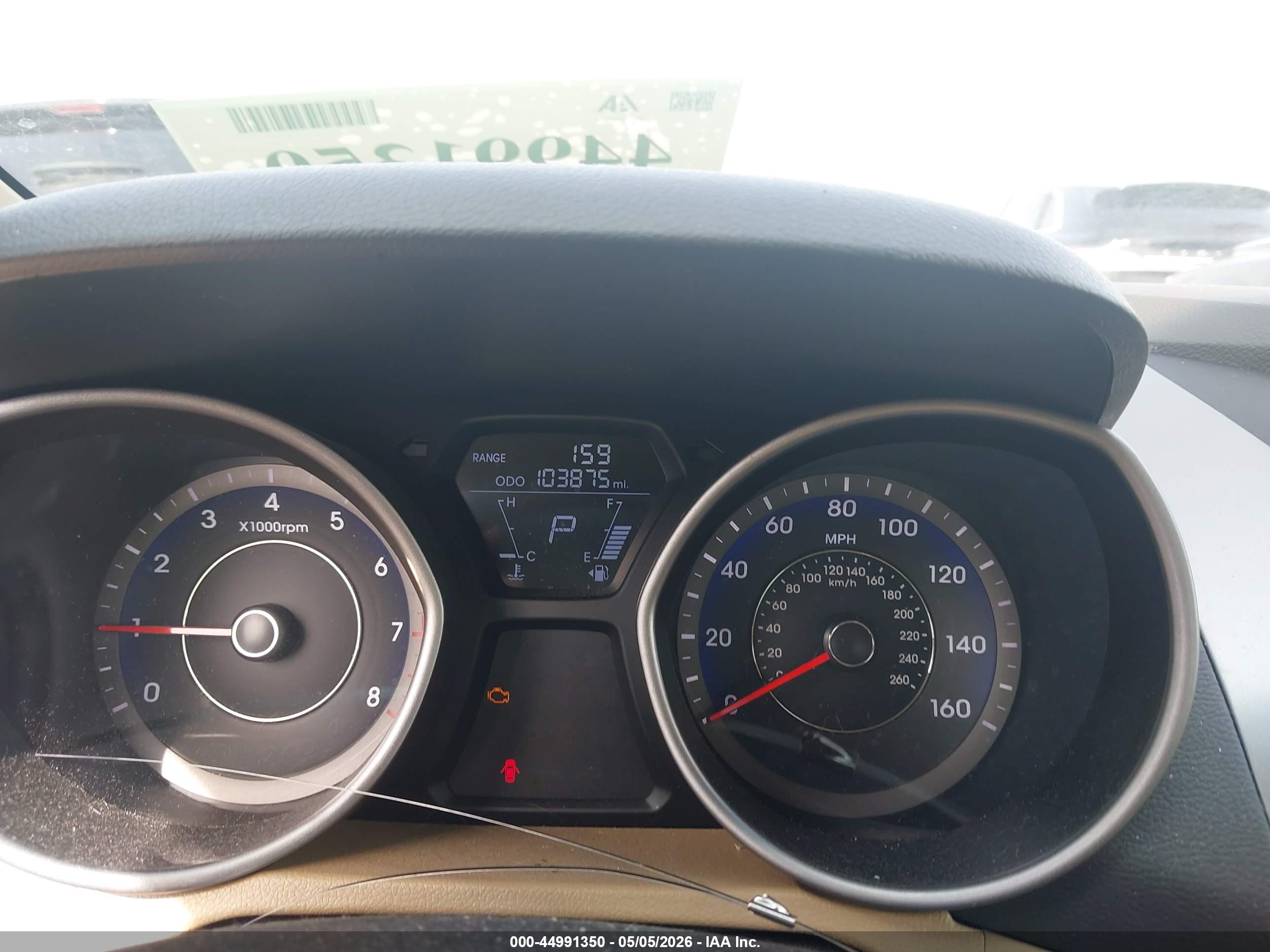 HYUNDAI ELANTRA image 7