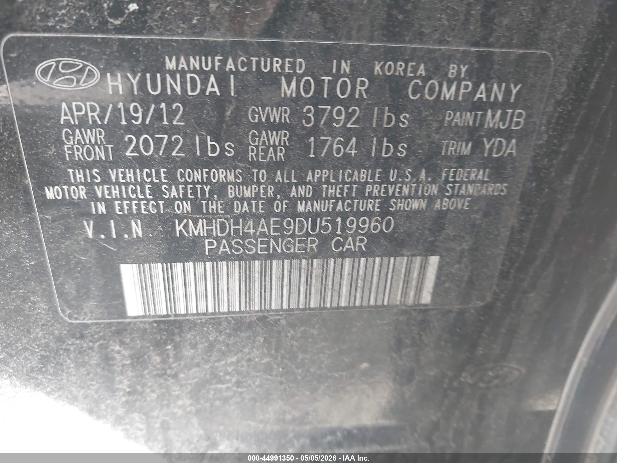 HYUNDAI ELANTRA image 9