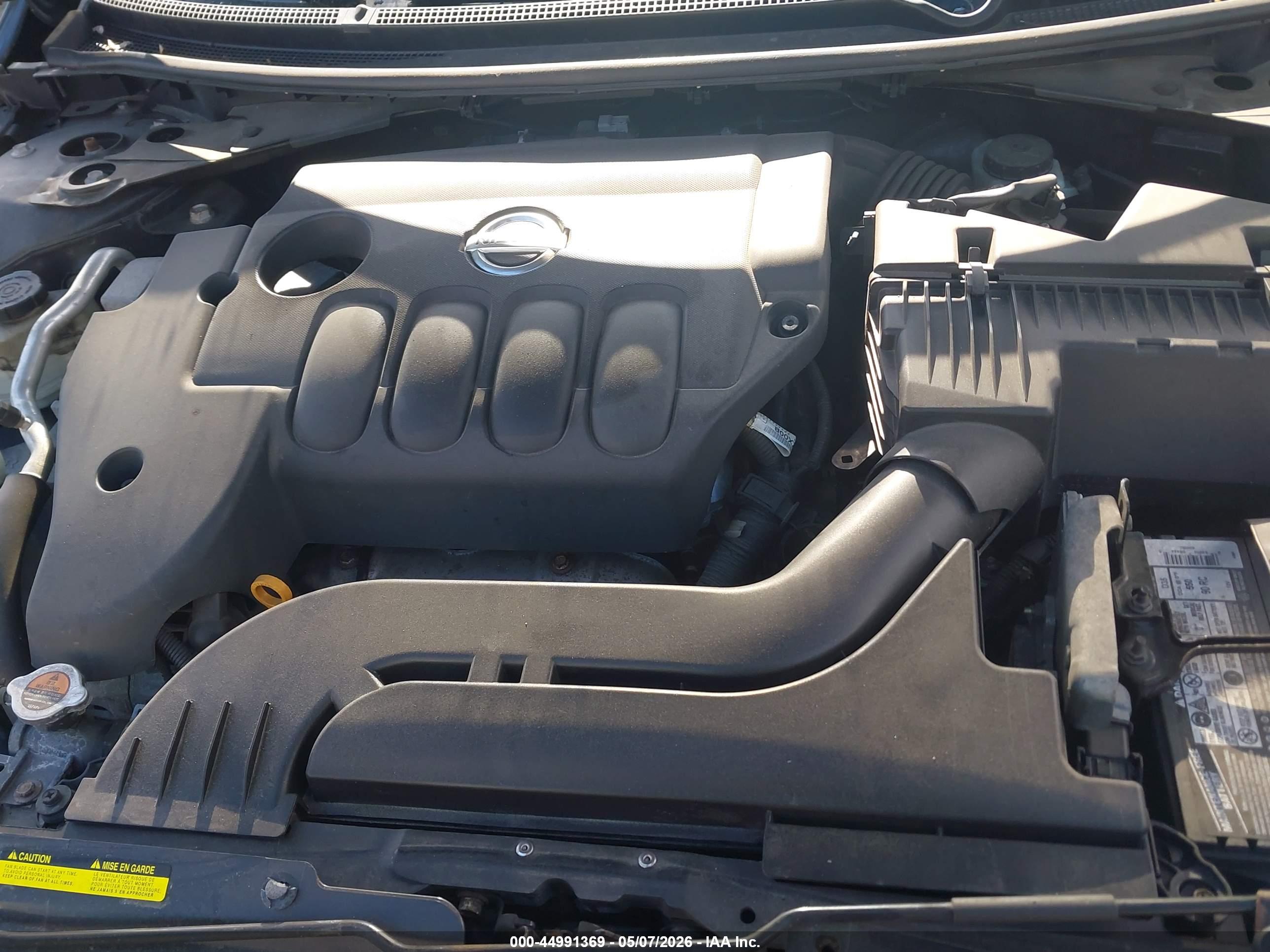 NISSAN ALTIMA image 10