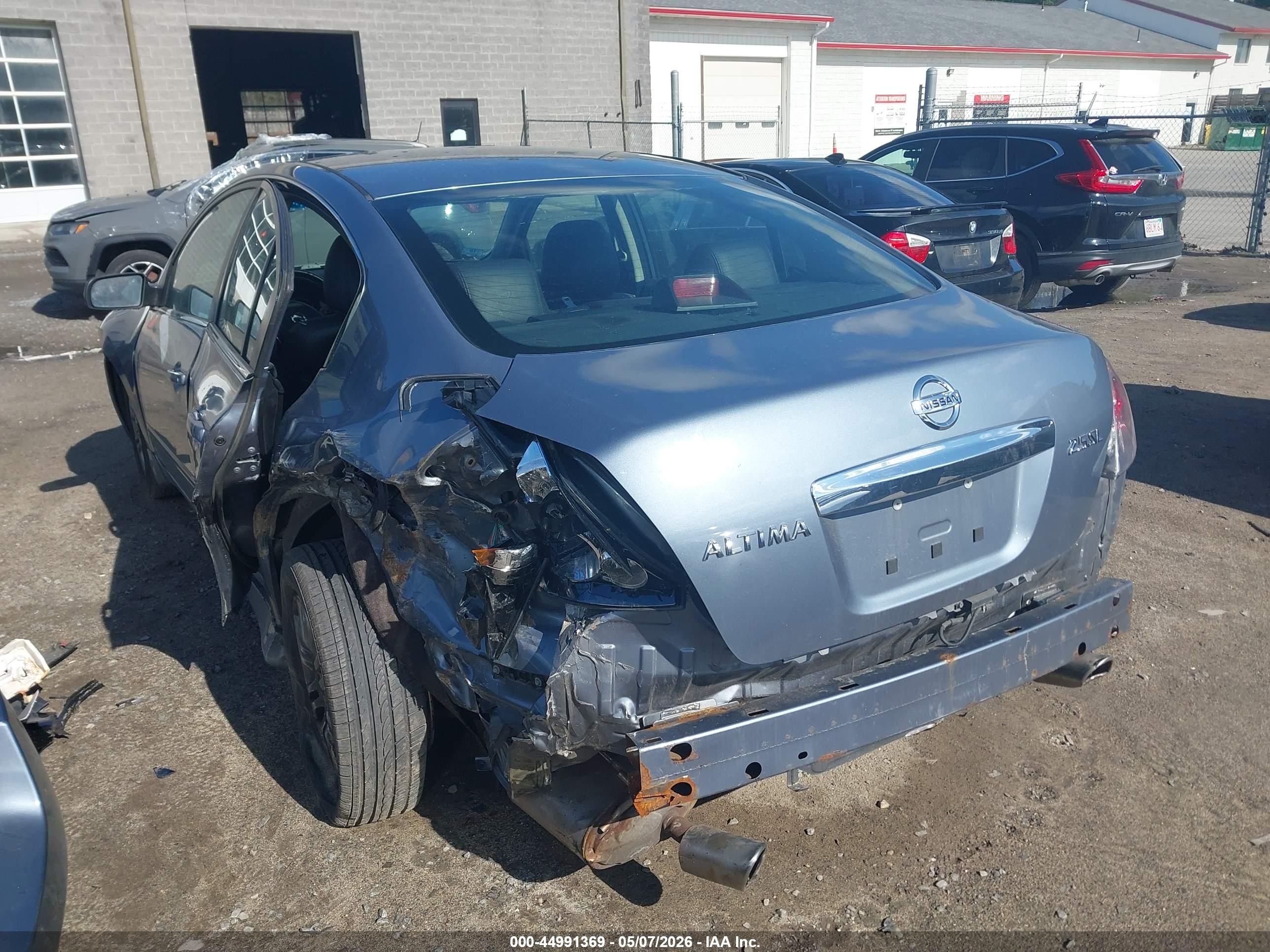 NISSAN ALTIMA image 3