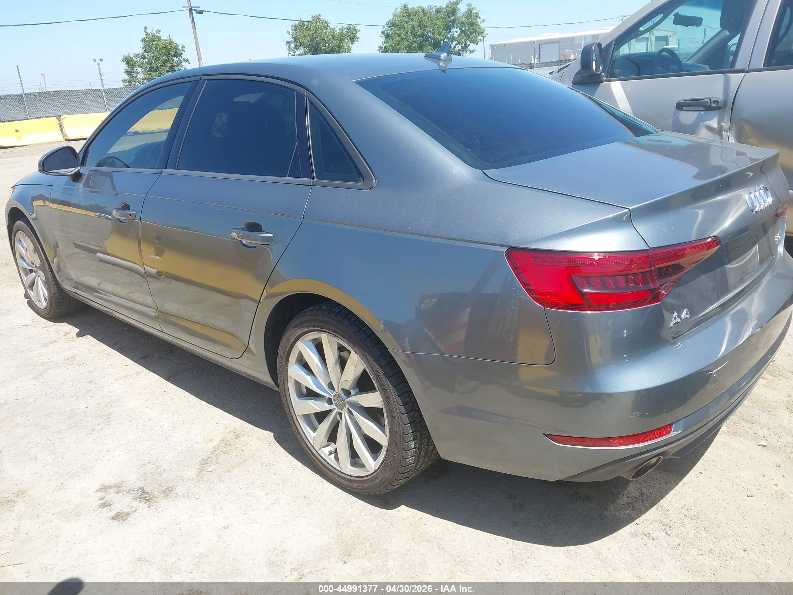AUDI A4 image 3