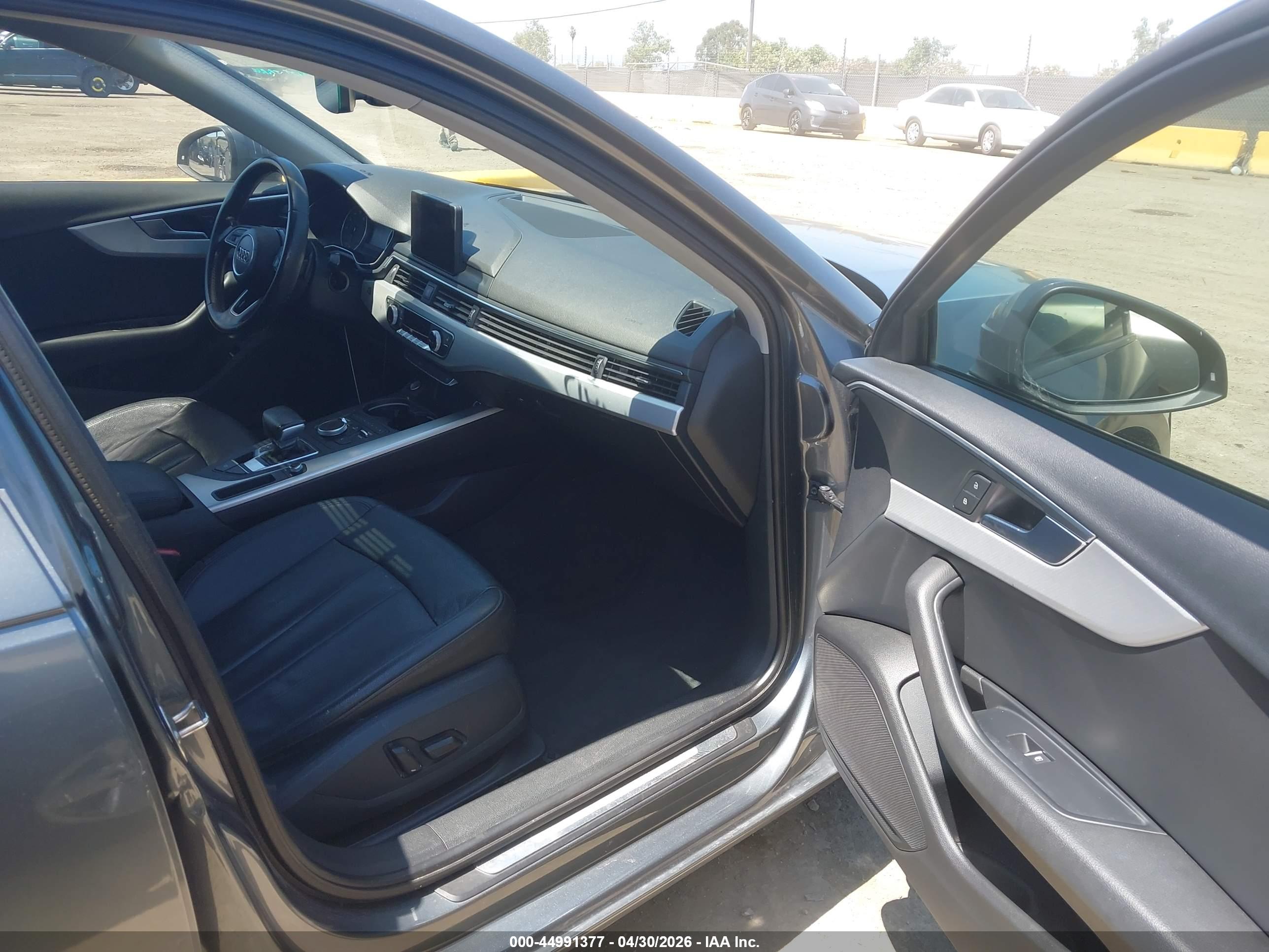 AUDI A4 image 5
