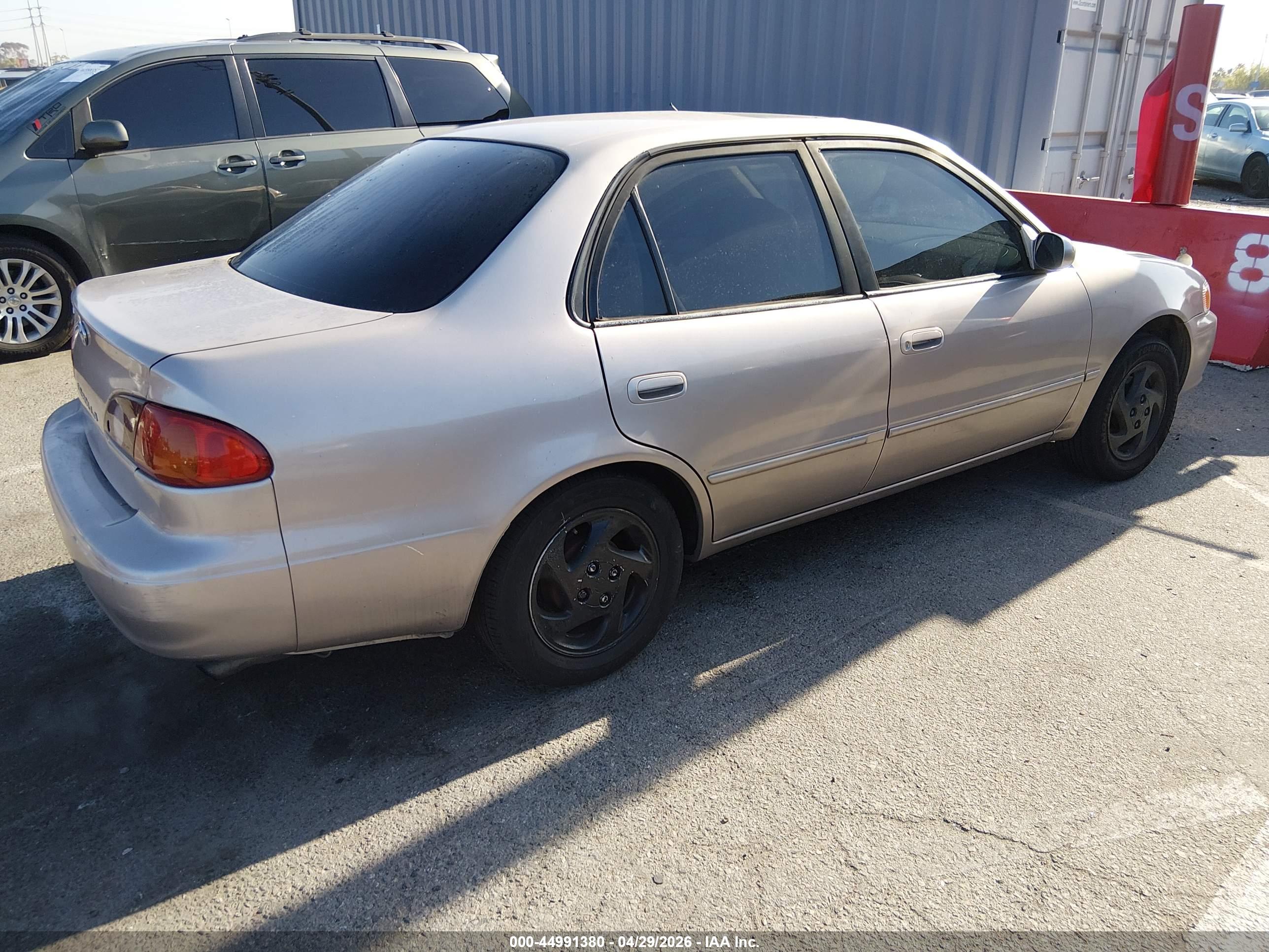TOYOTA COROLLA image 4