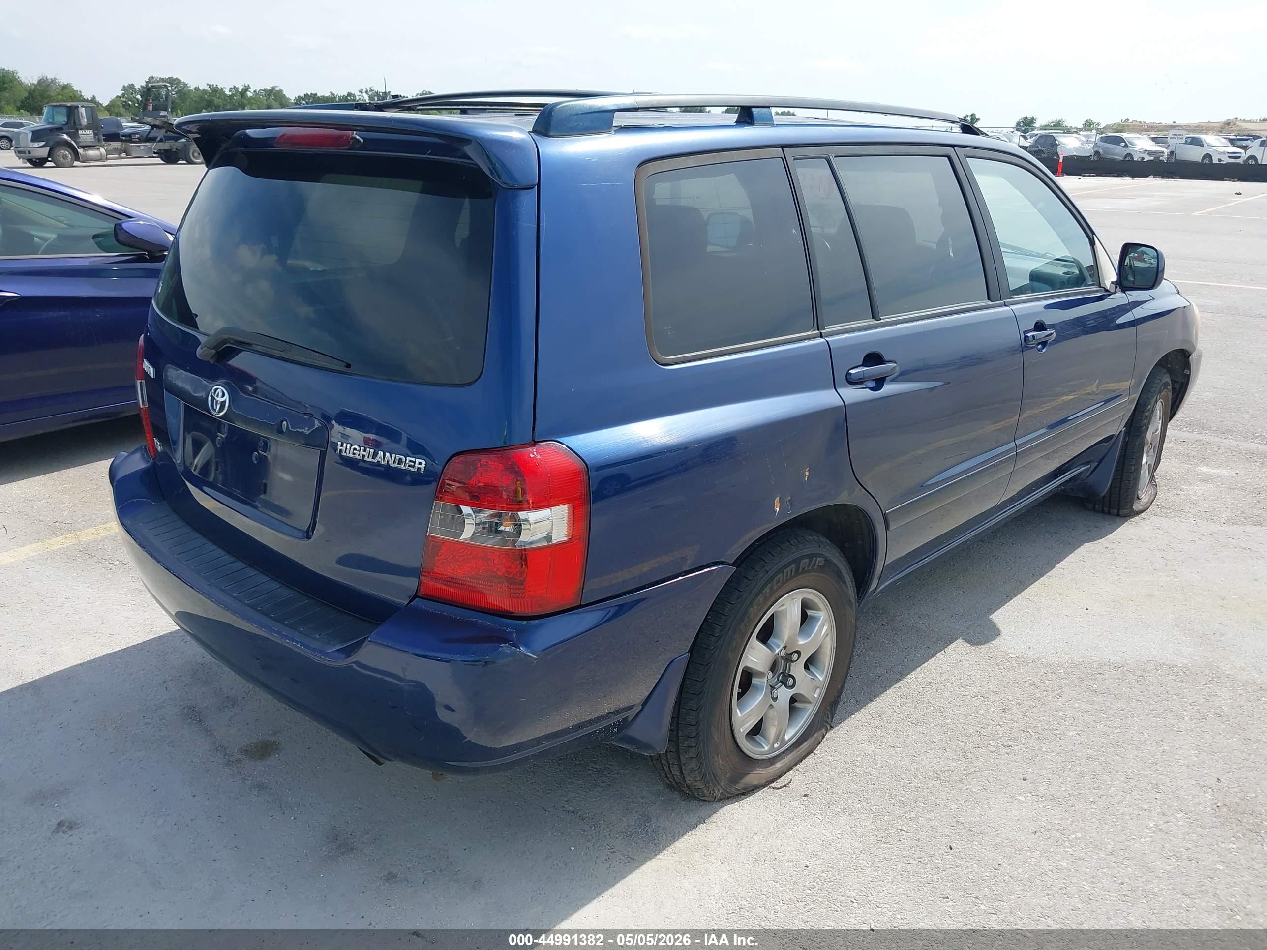 TOYOTA HIGHLANDER image 4