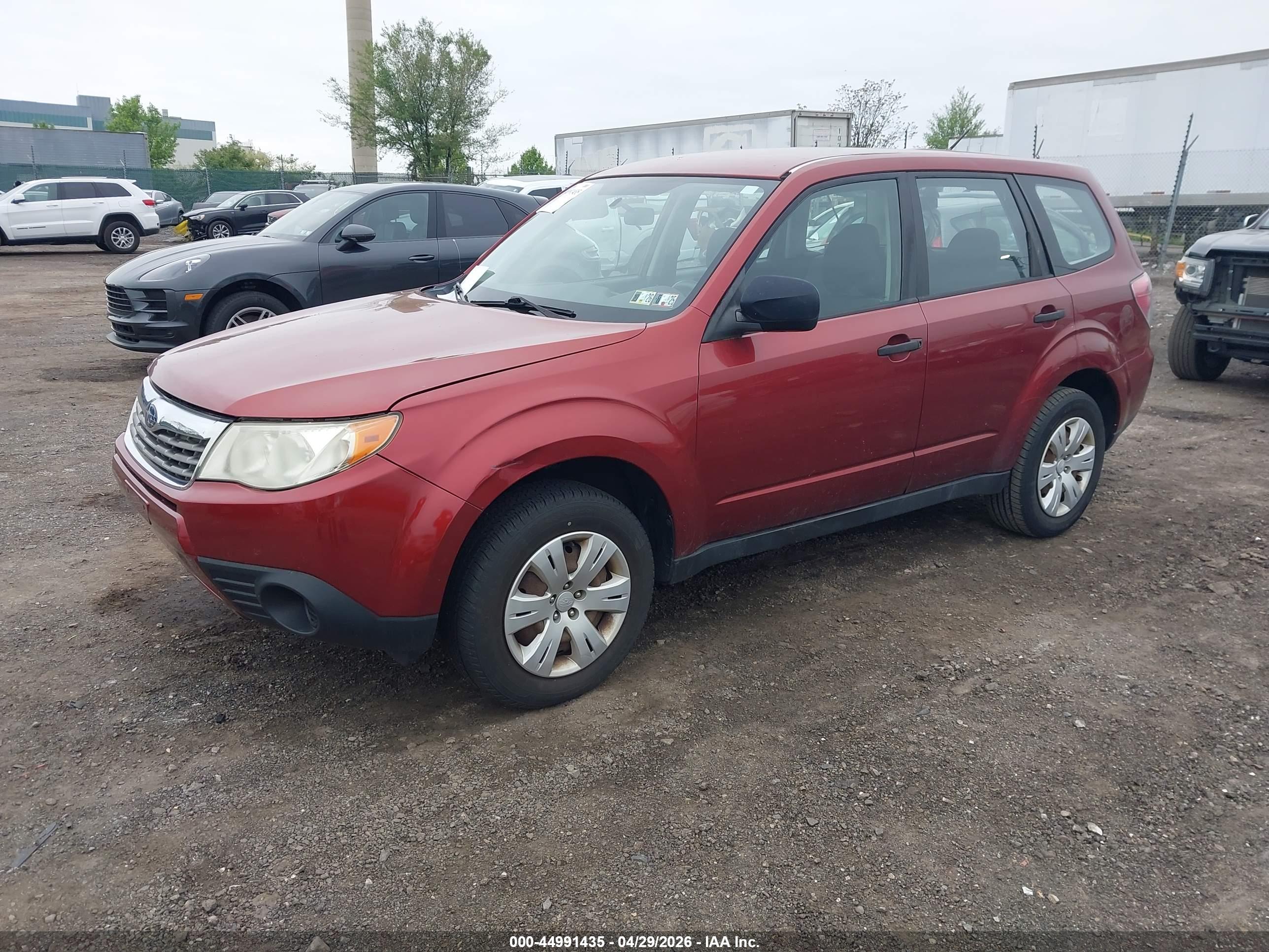 SUBARU FORESTER image 2
