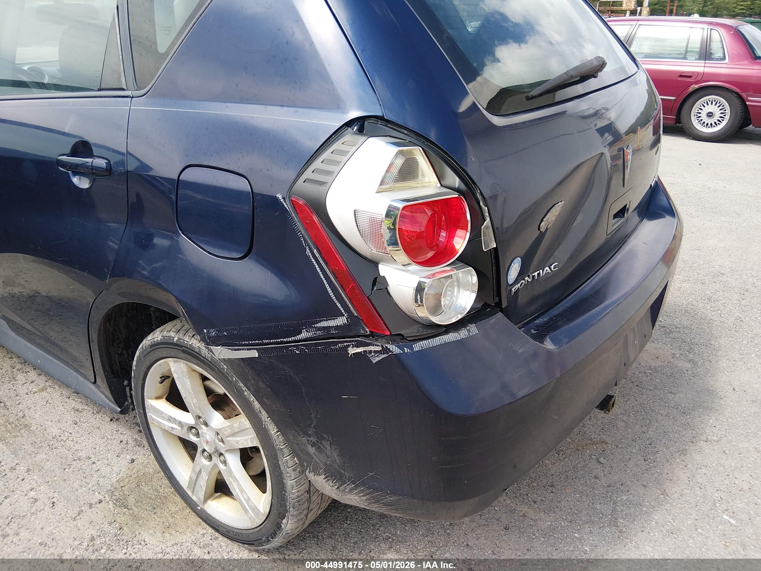 PONTIAC VIBE image 6