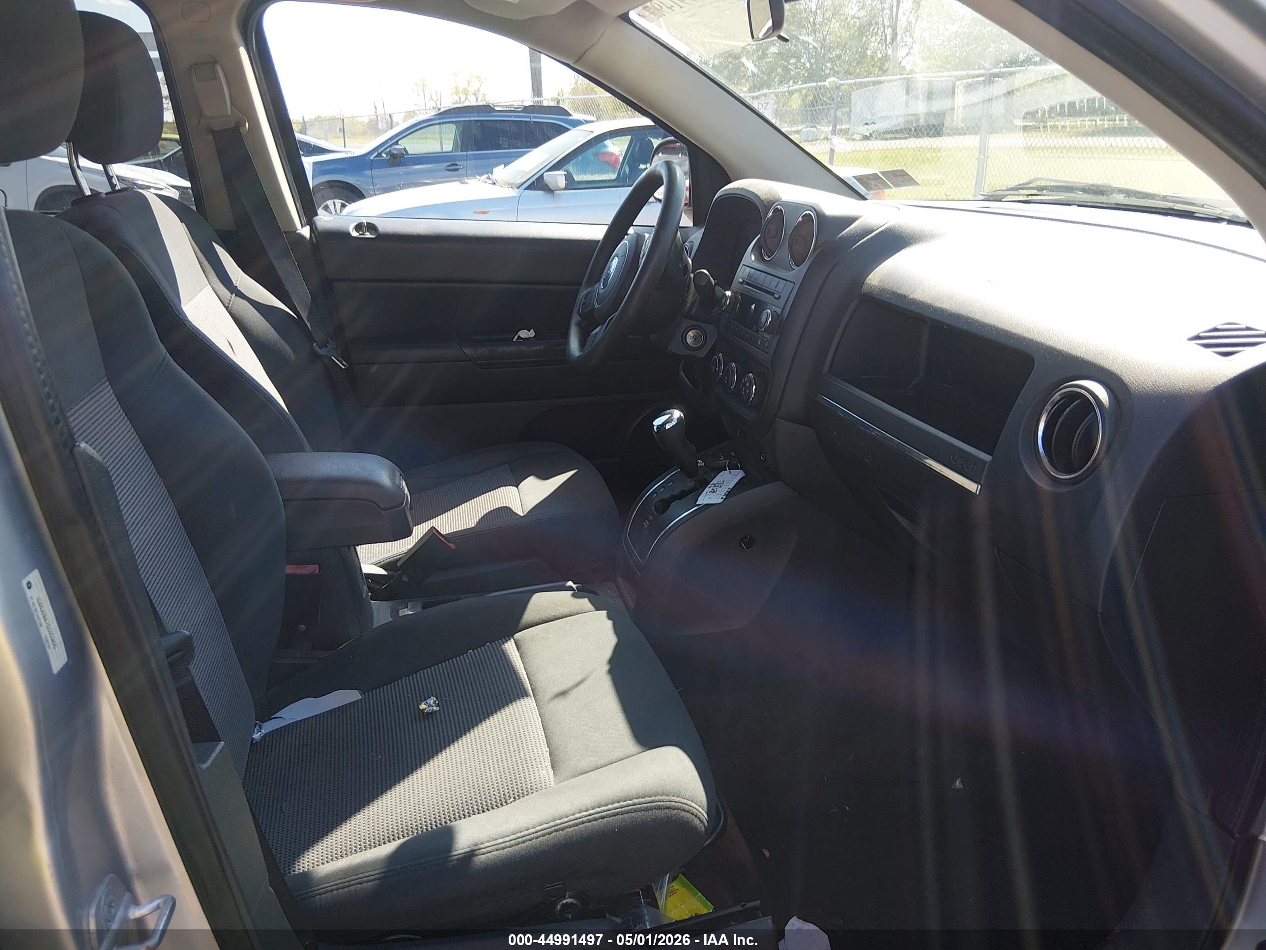 JEEP COMPASS image 5