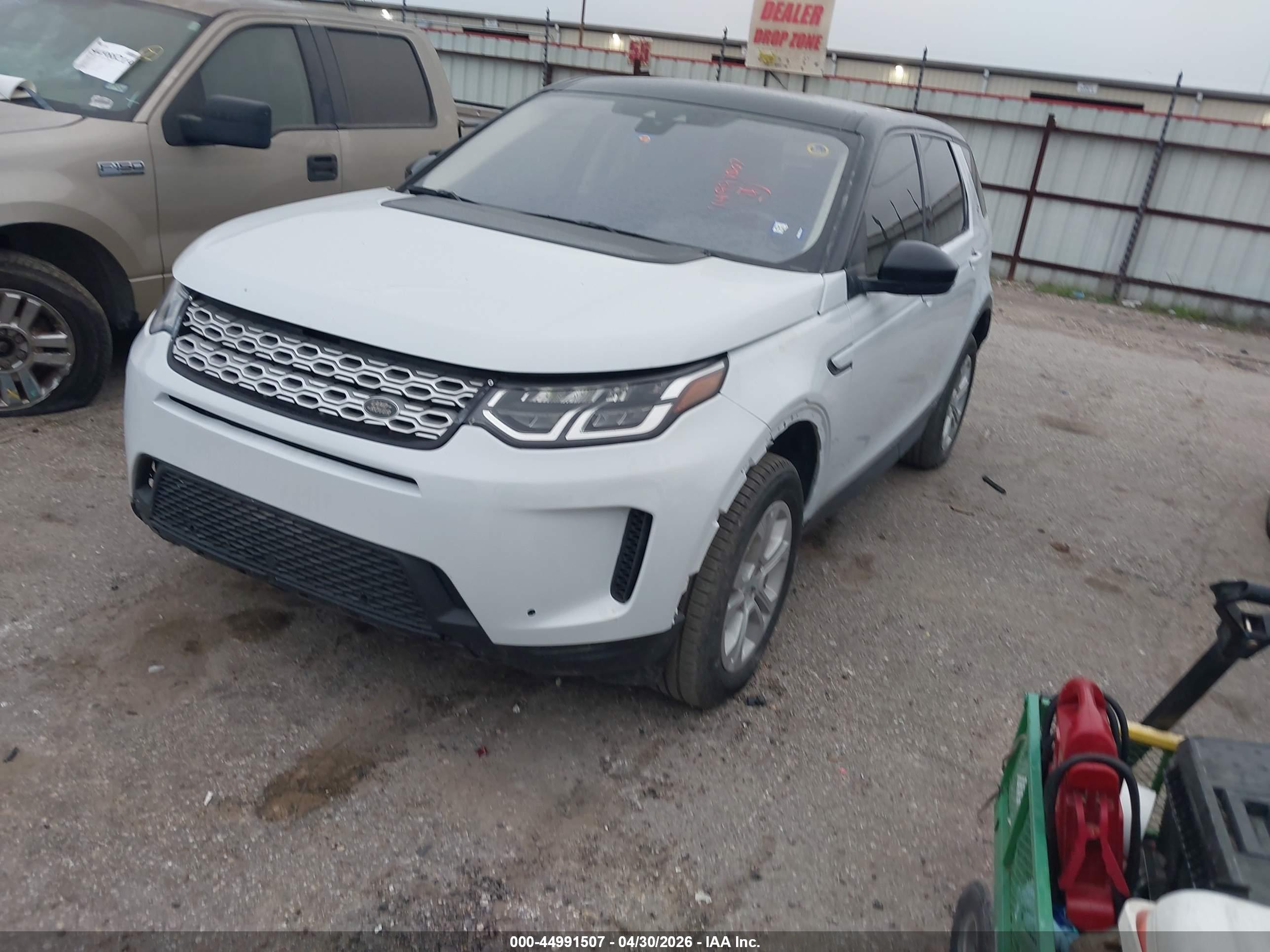 LAND ROVER image 2
