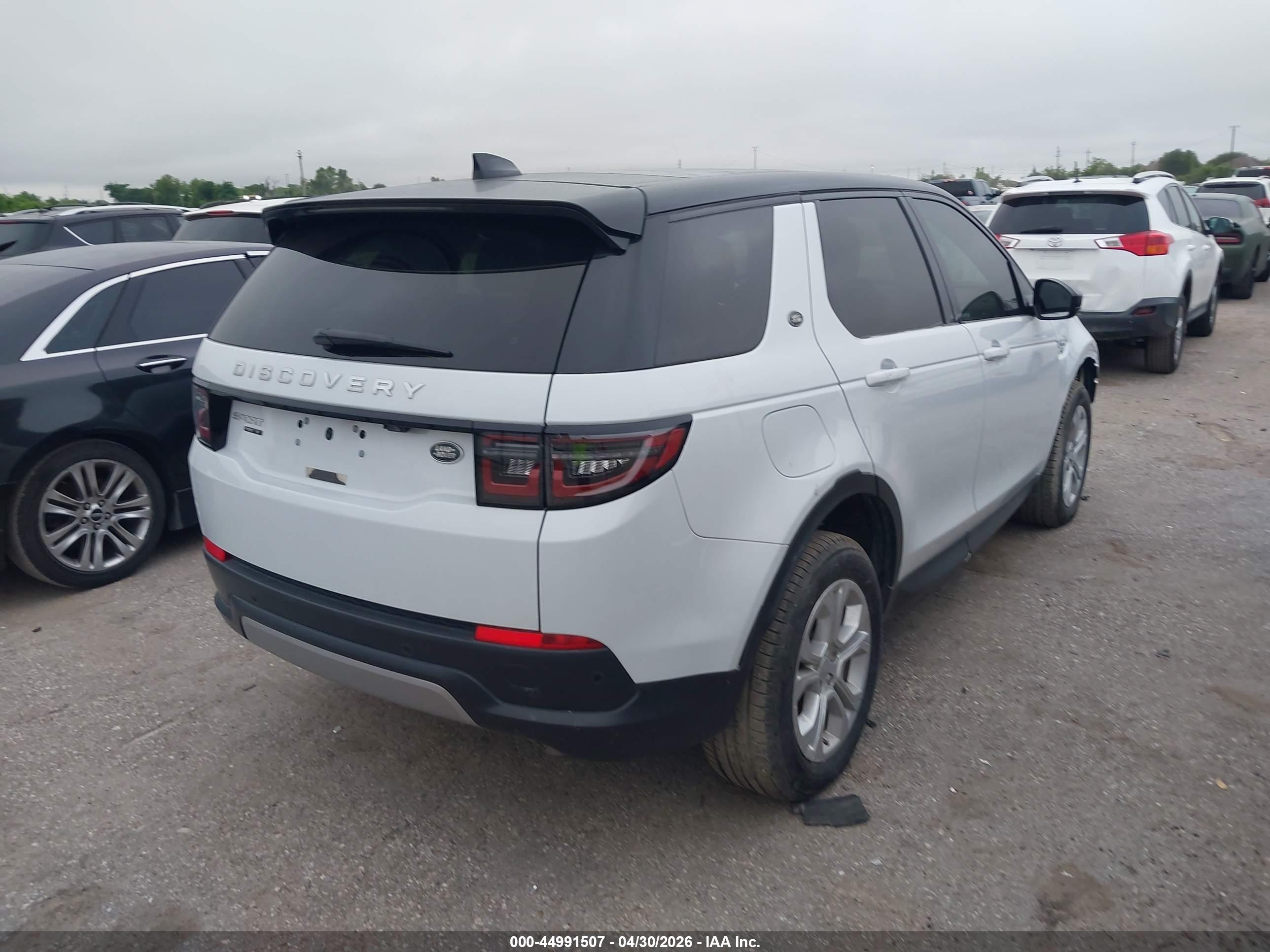 LAND ROVER image 4