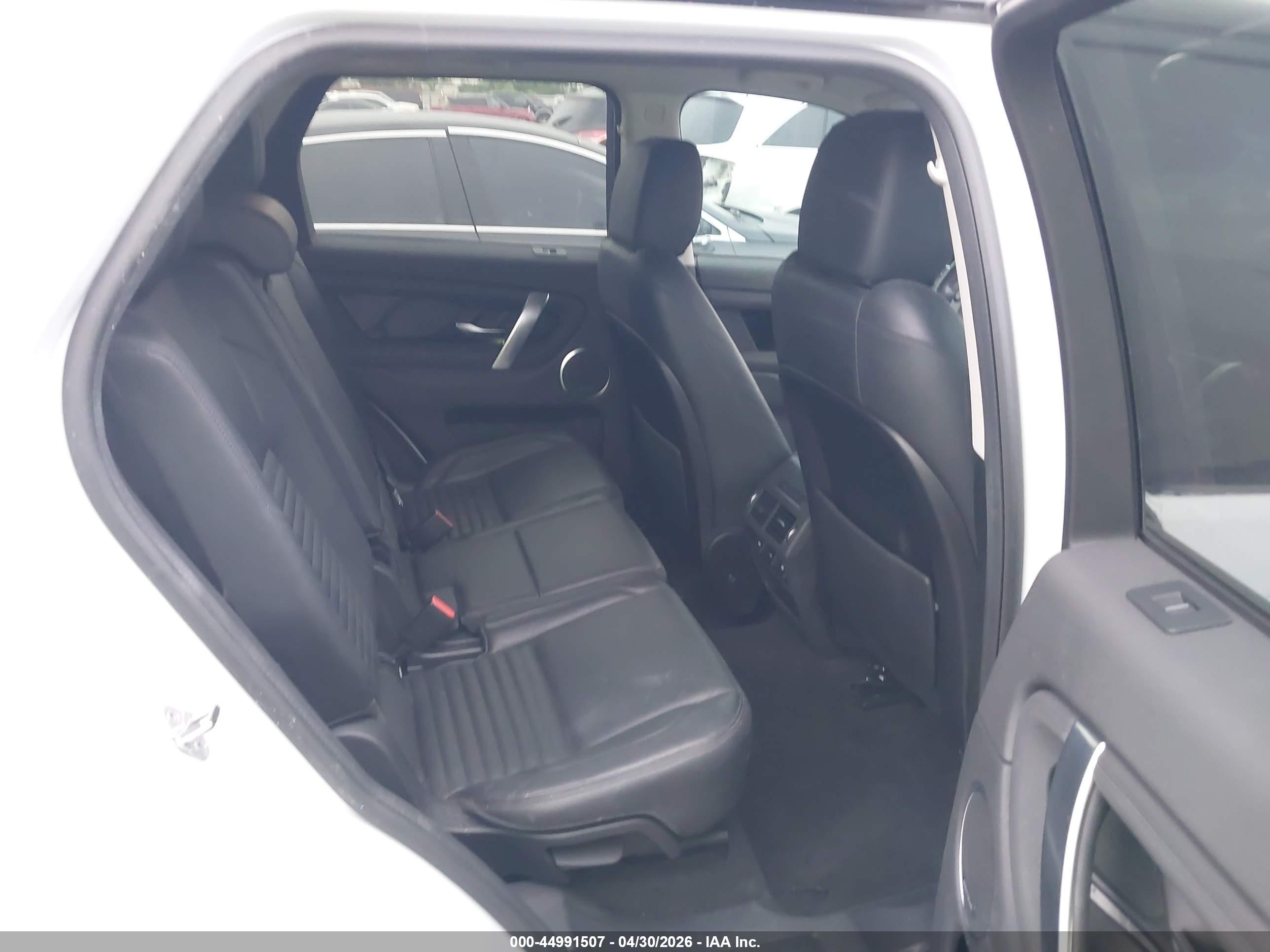 LAND ROVER image 8