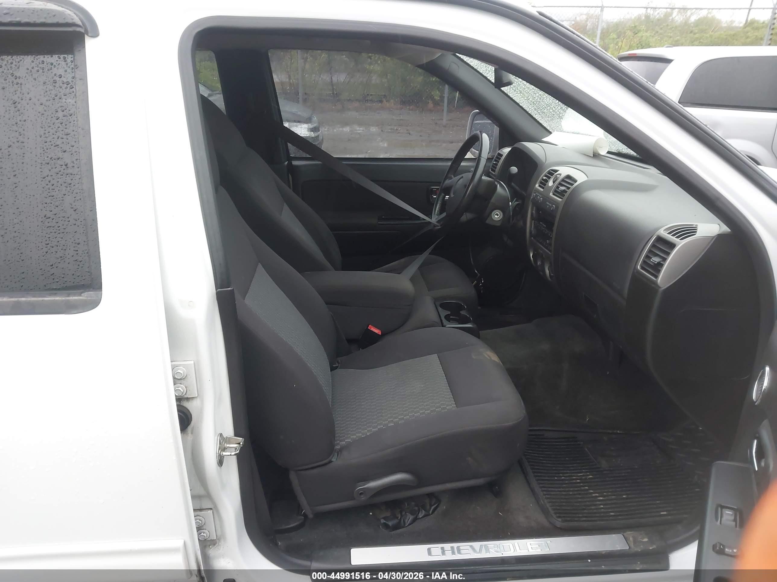 CHEVROLET COLORADO image 5