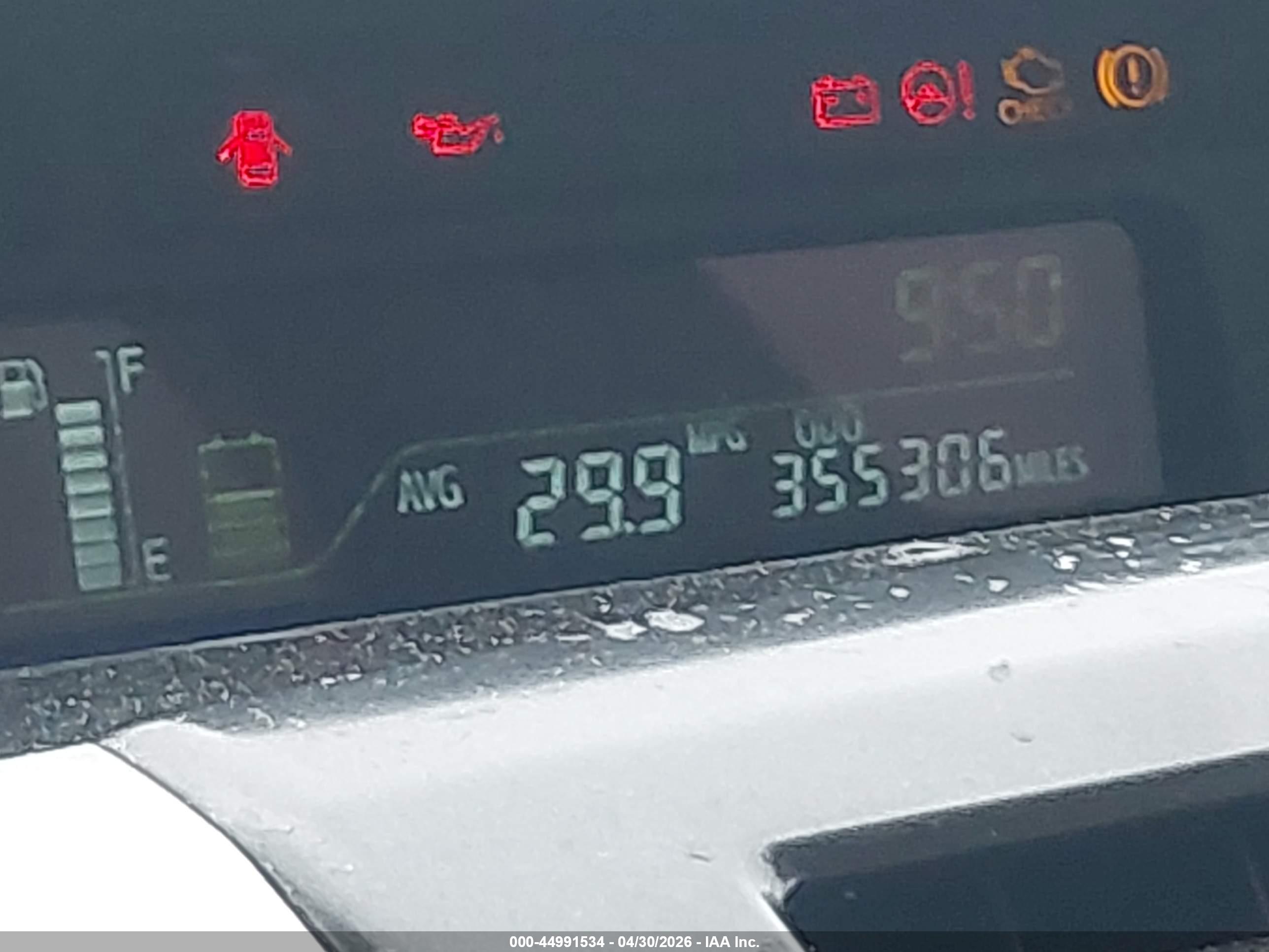 TOYOTA PRIUS image 7