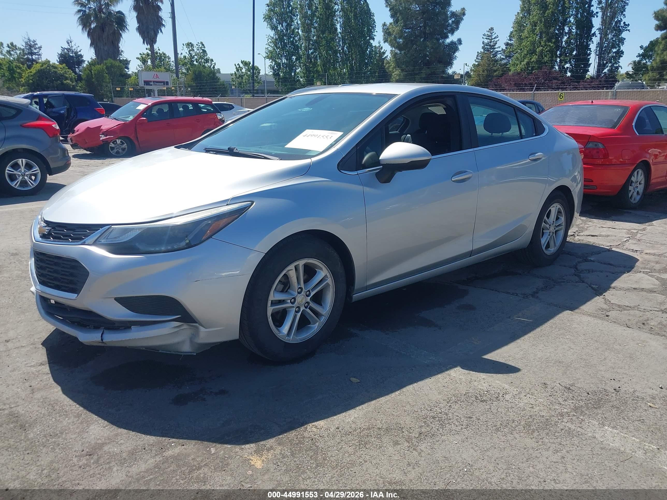 CHEVROLET CRUZE image 2