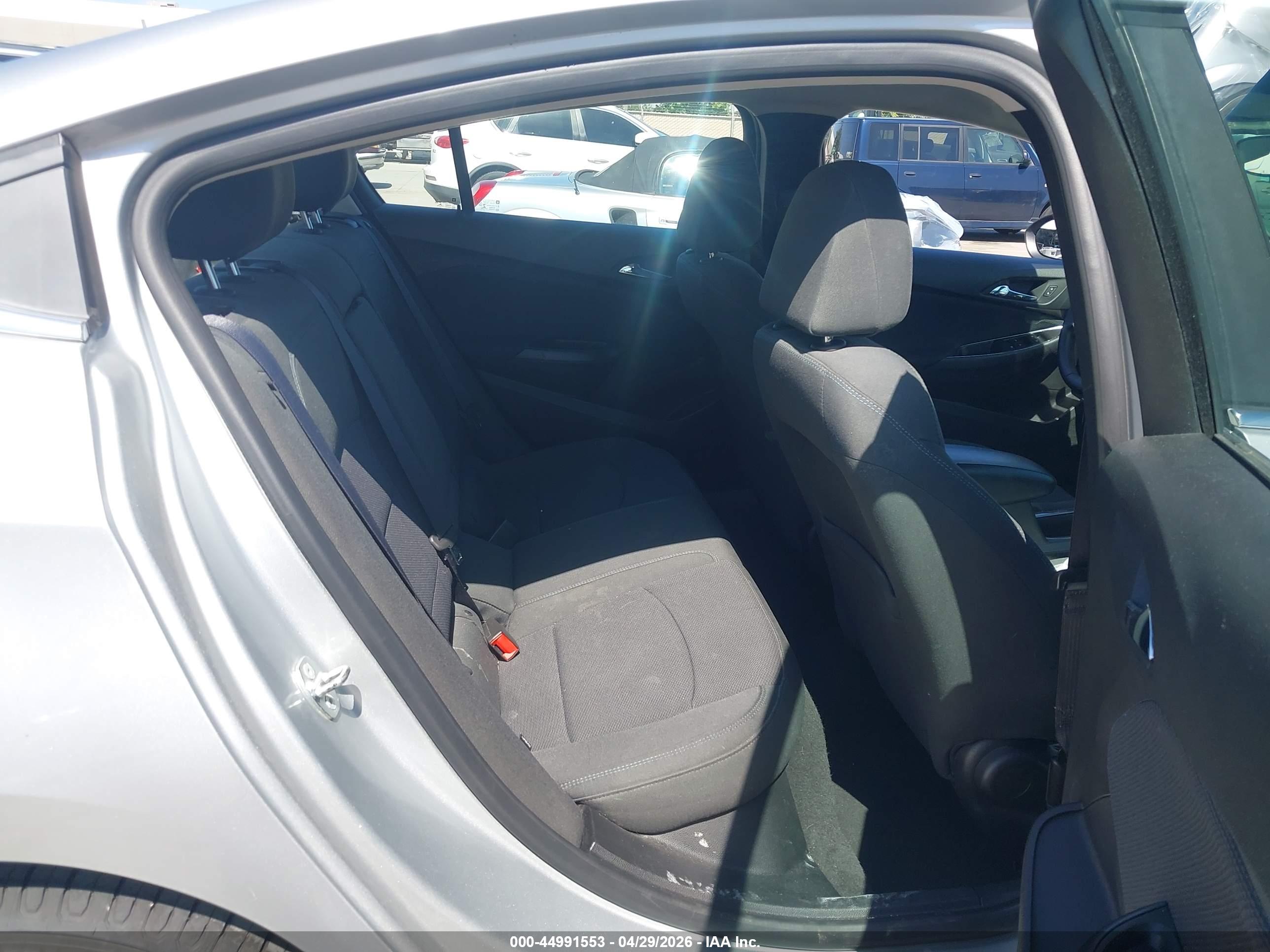 CHEVROLET CRUZE image 8