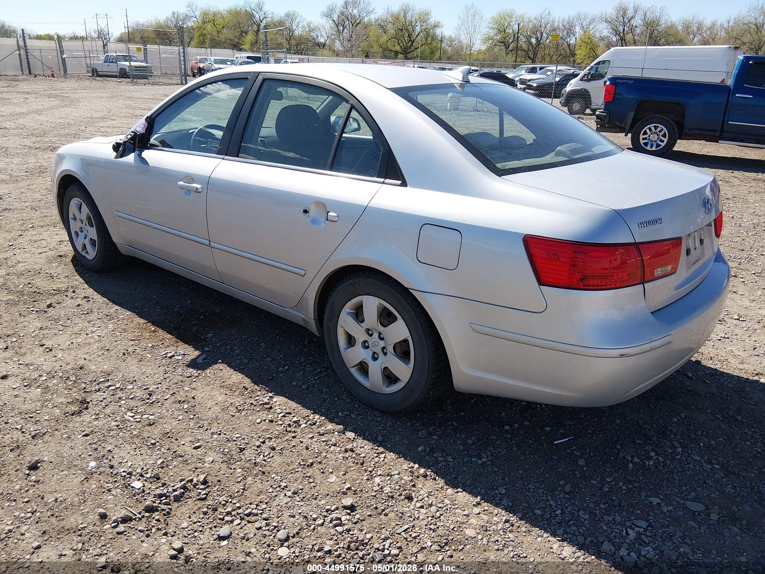 HYUNDAI SONATA image 3
