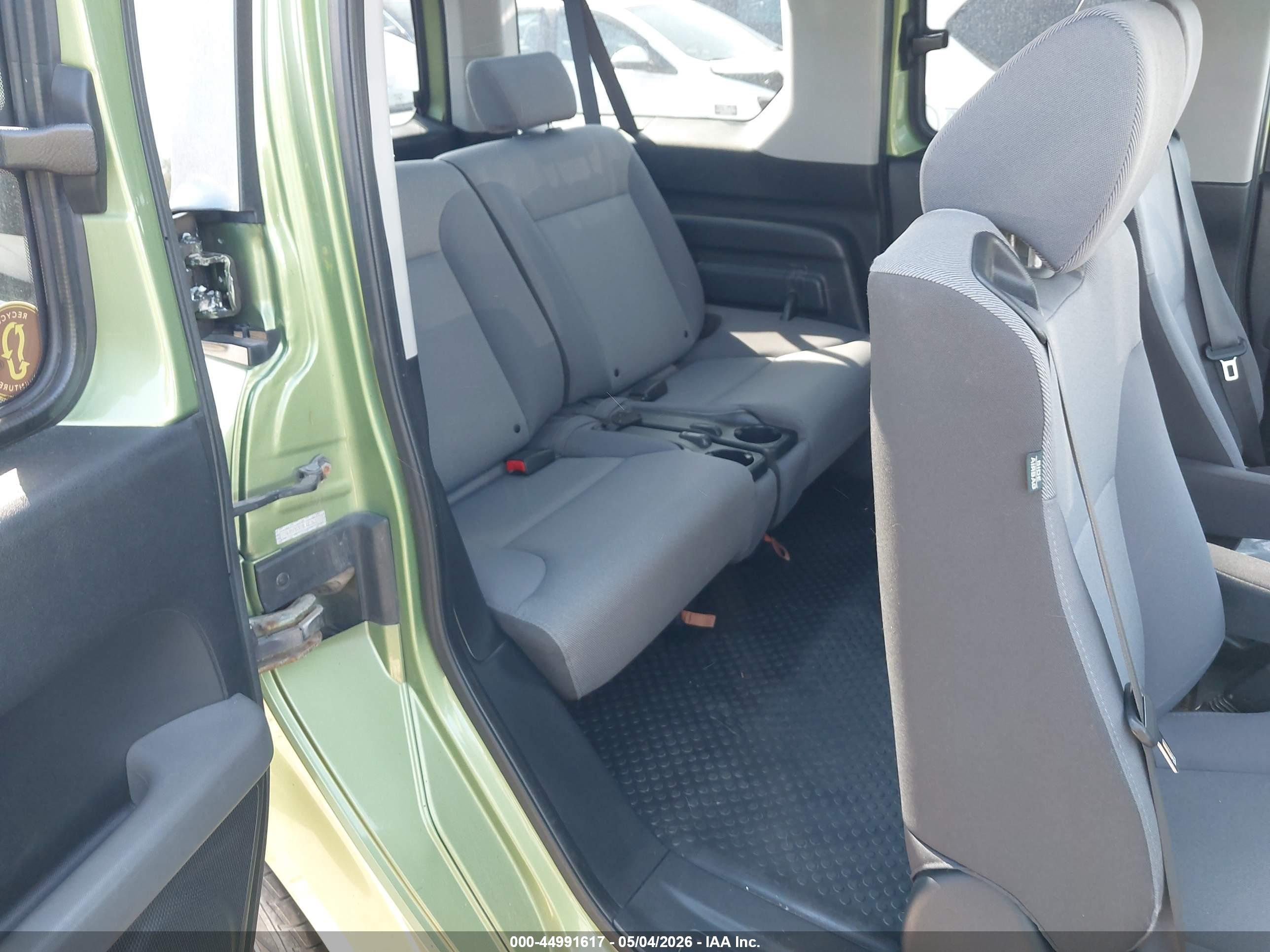 HONDA ELEMENT image 8