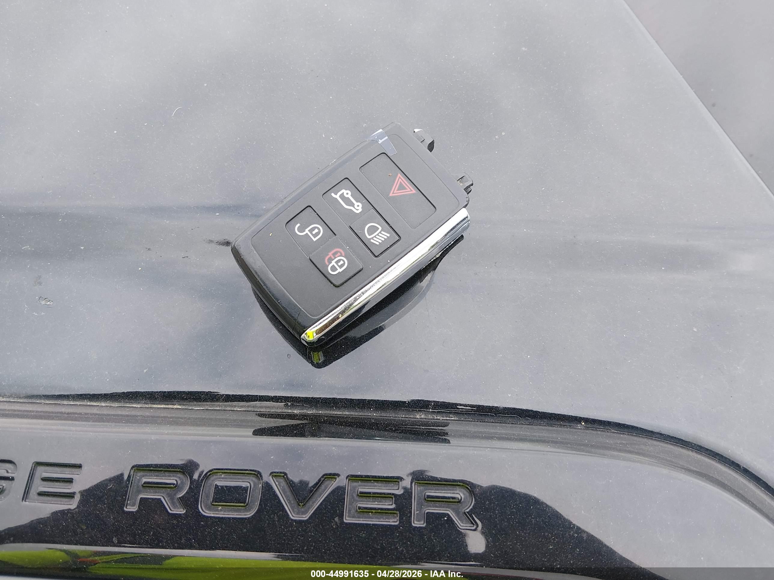 LAND ROVER image 11