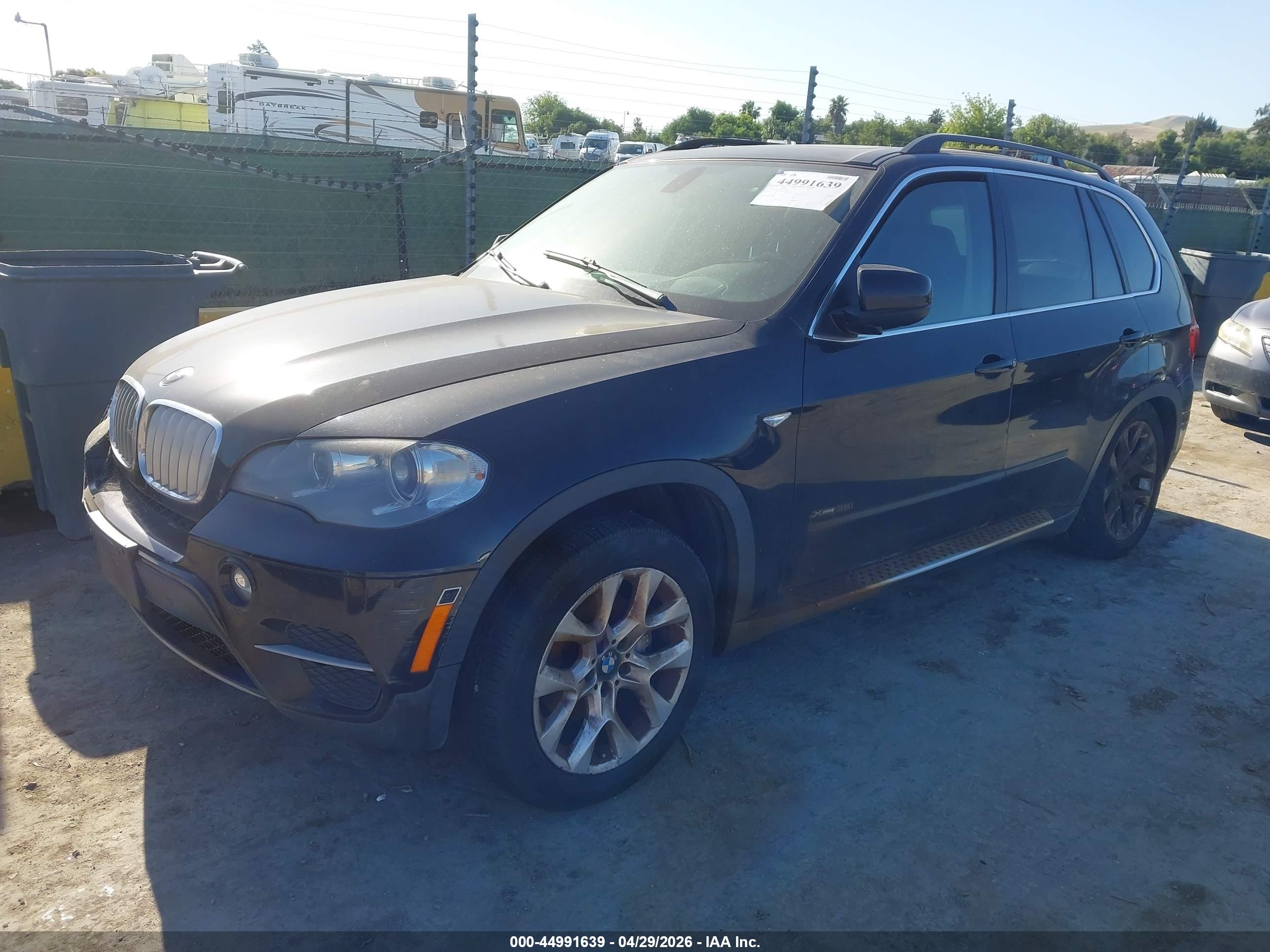 BMW X5 image 2