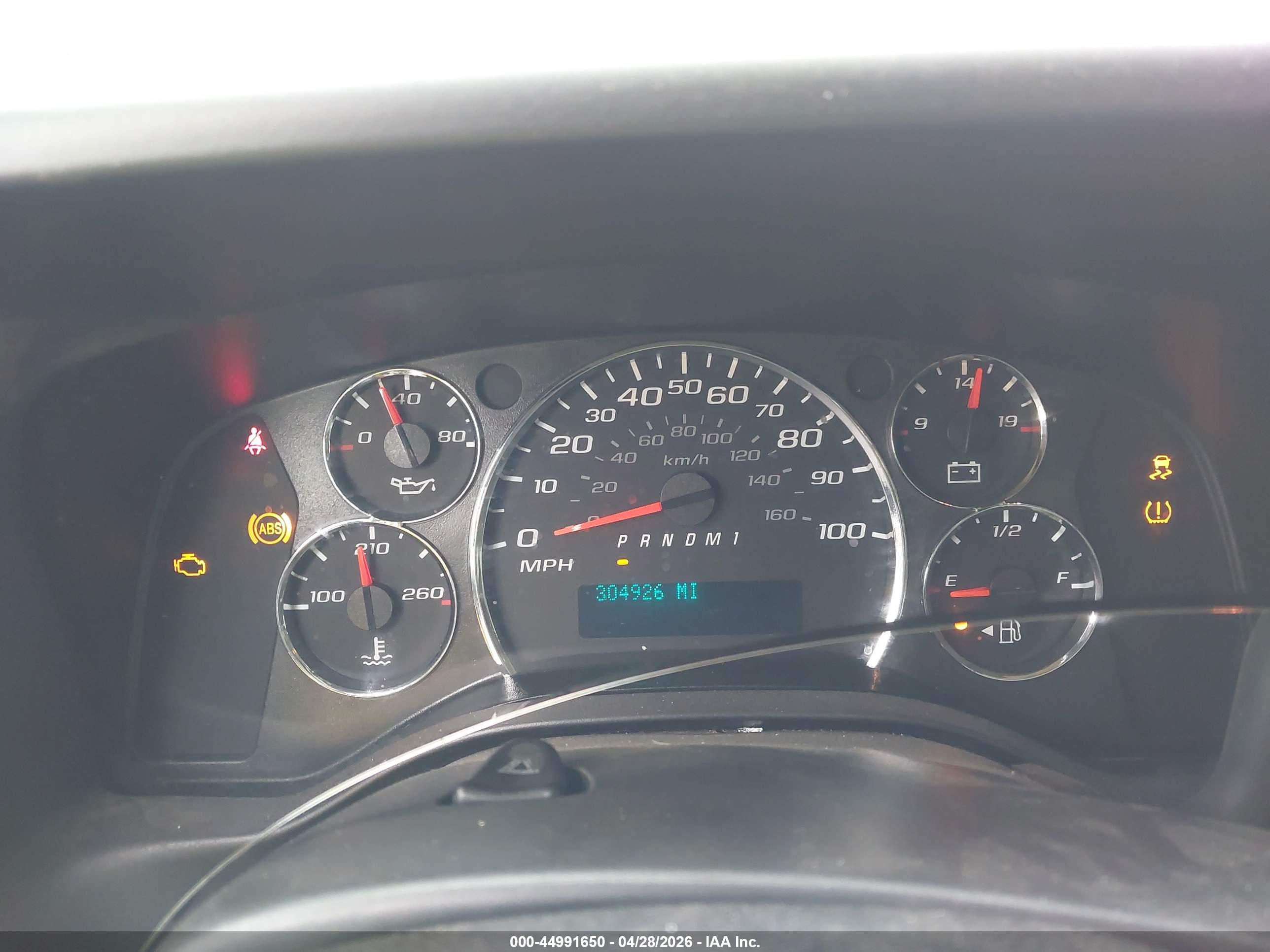 CHEVROLET EXPRESS image 7