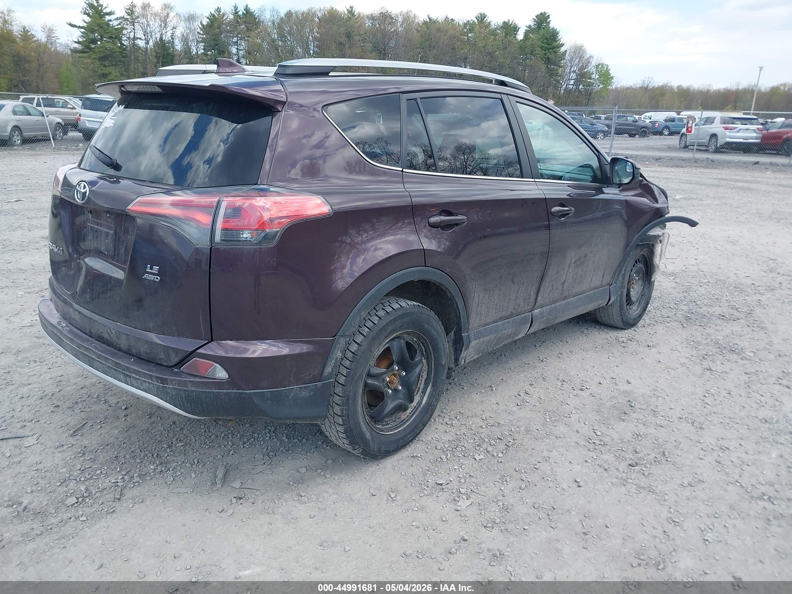 TOYOTA RAV4 image 4